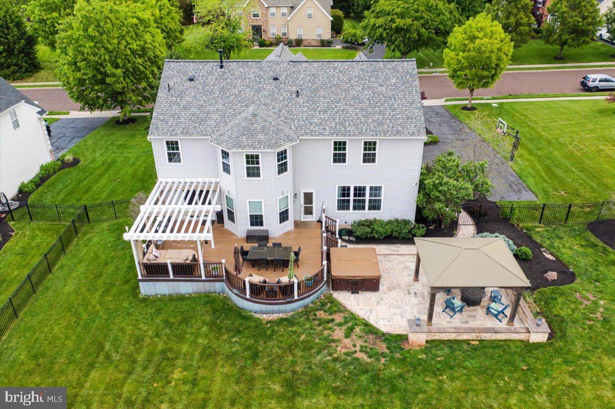 FOX RUN - Residential