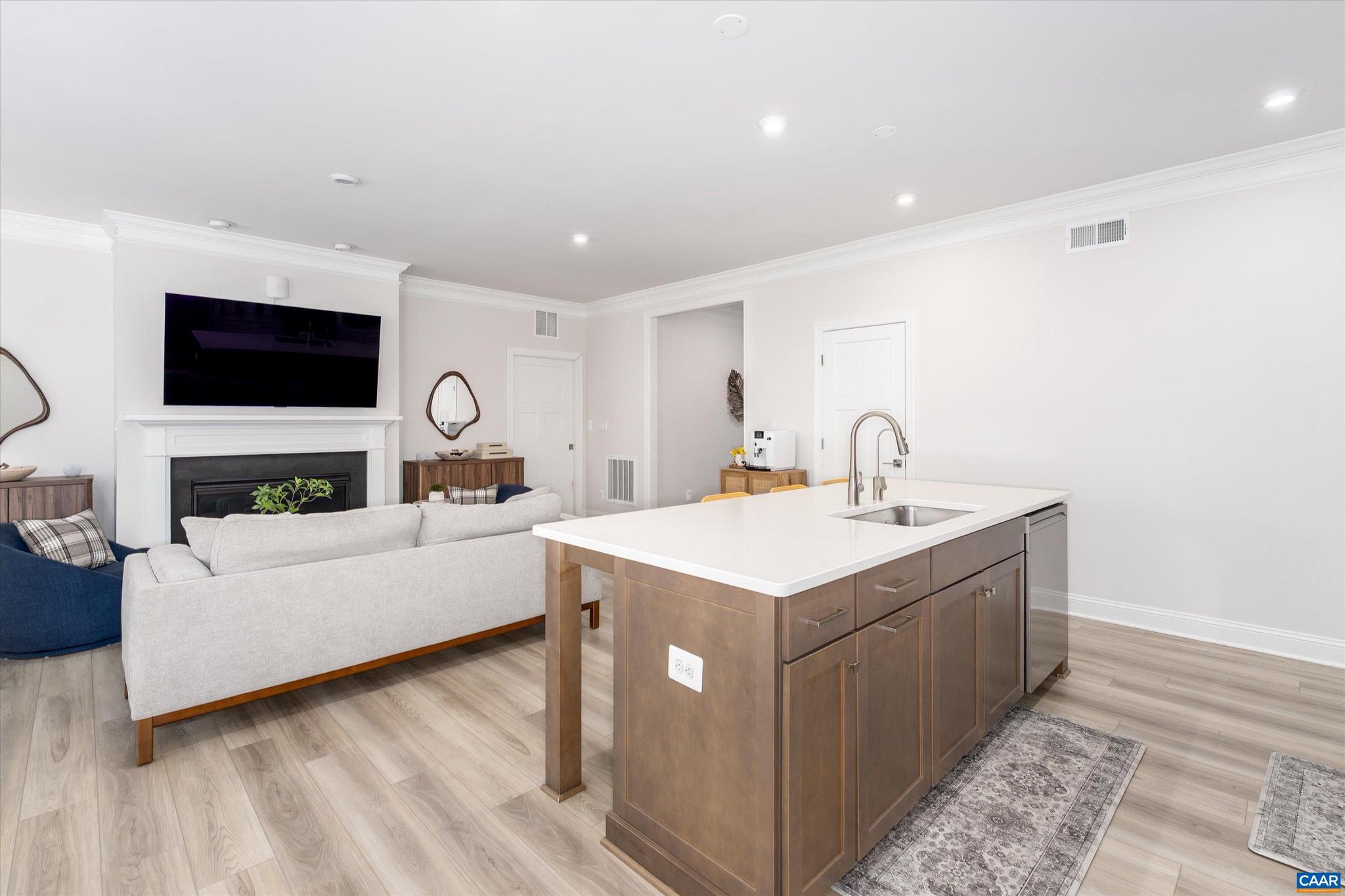 SPRING CREEK - Residential