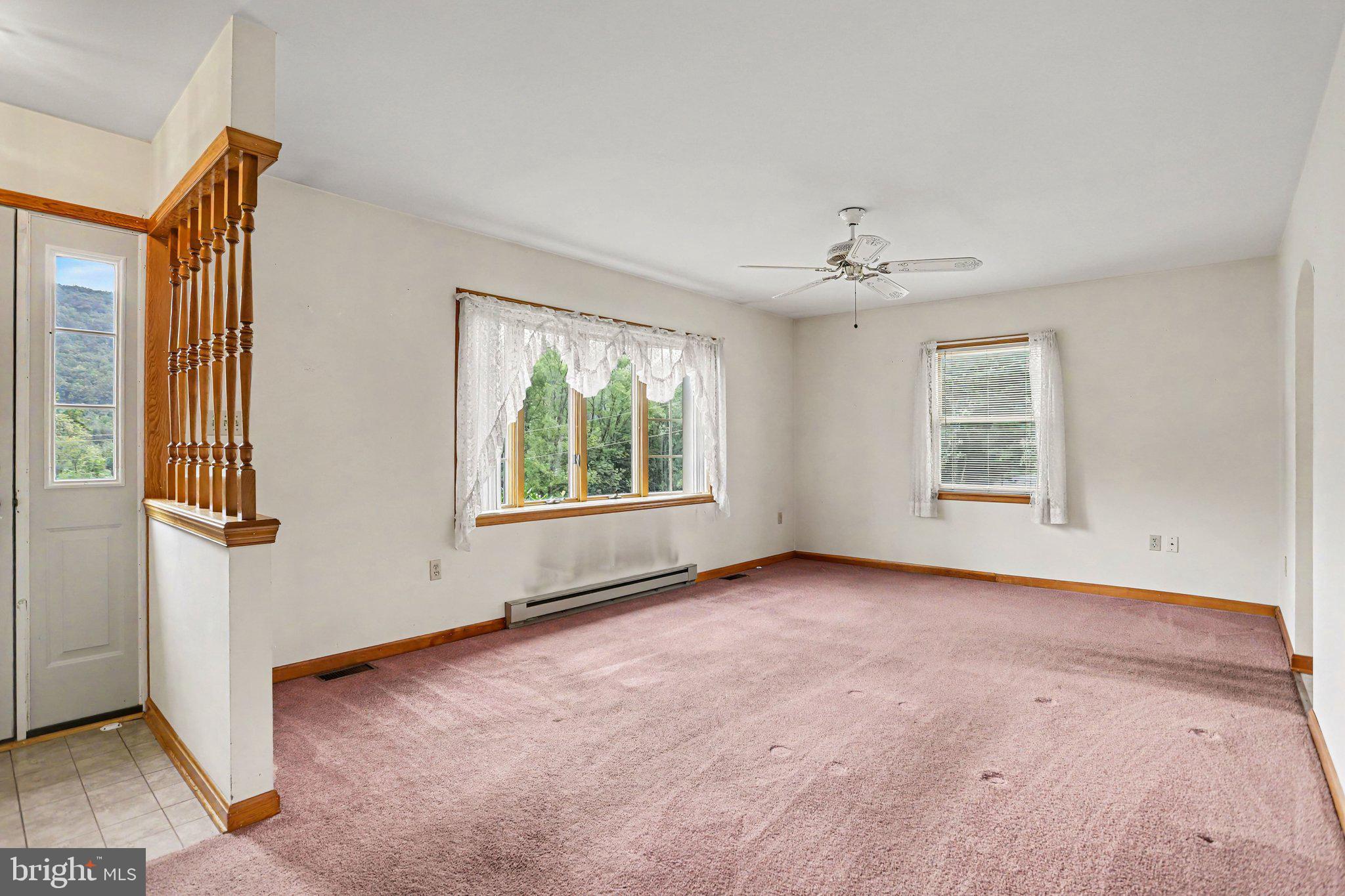 2210 WAYNESBORO PIKE