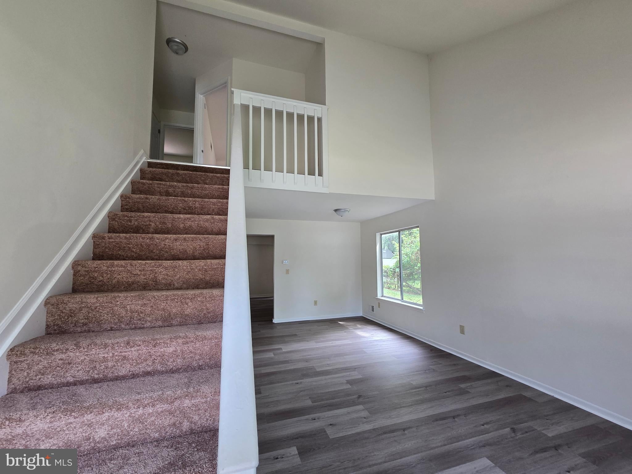 1417 S. FARMVIEW DR
