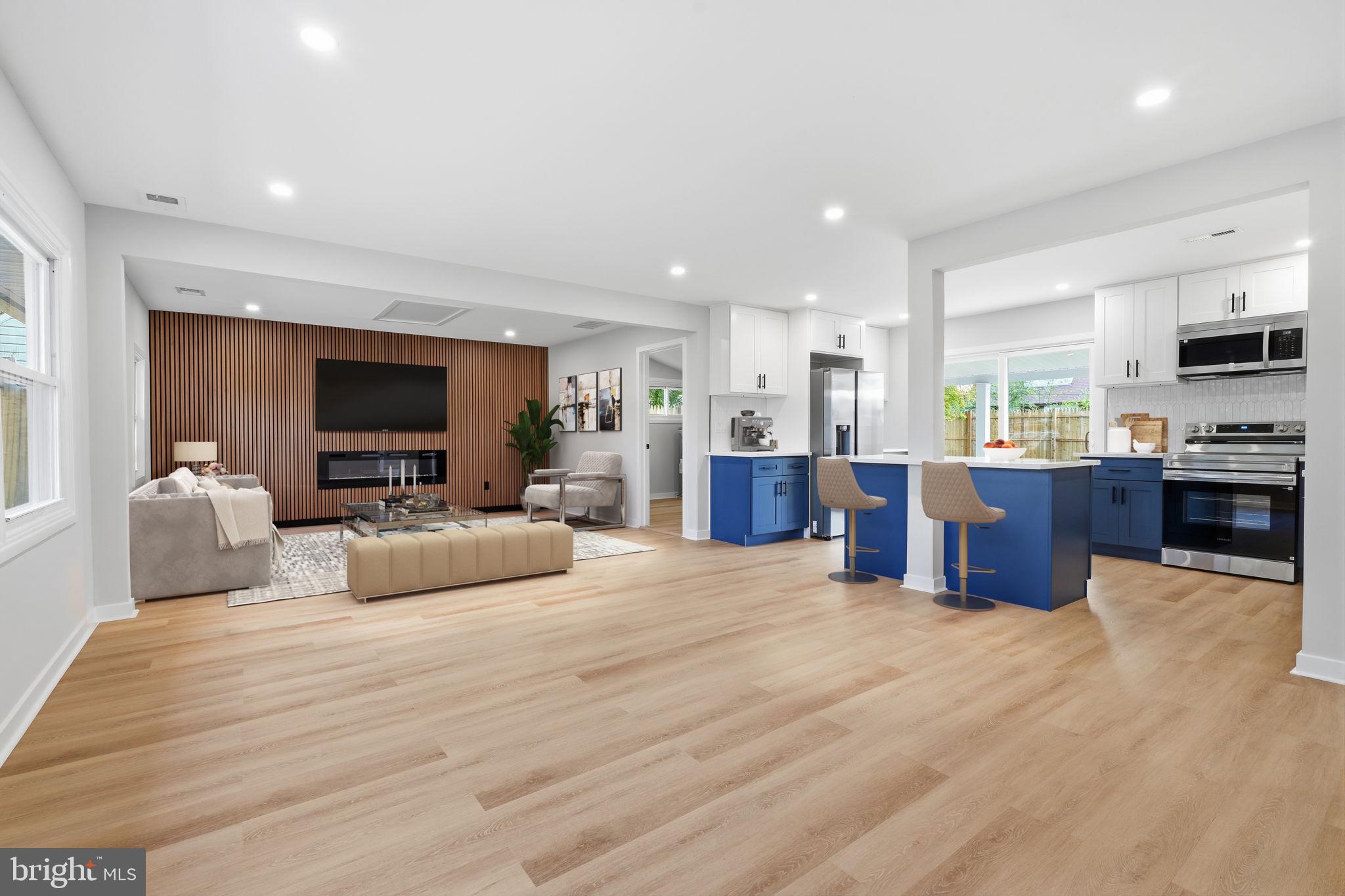 32 IRIS ROAD