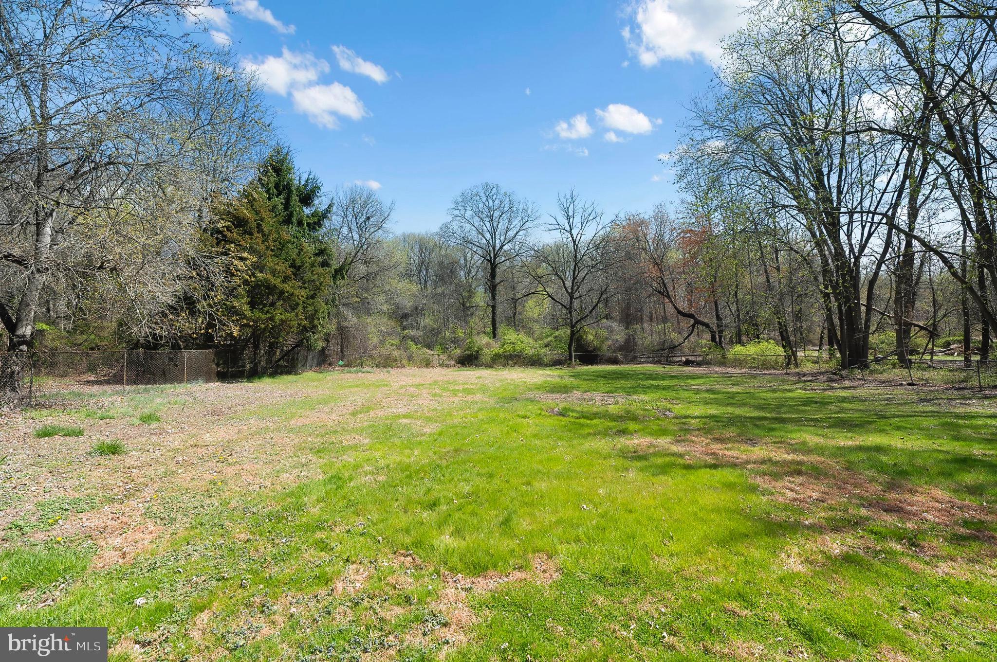 PERRYVILLE - Residential