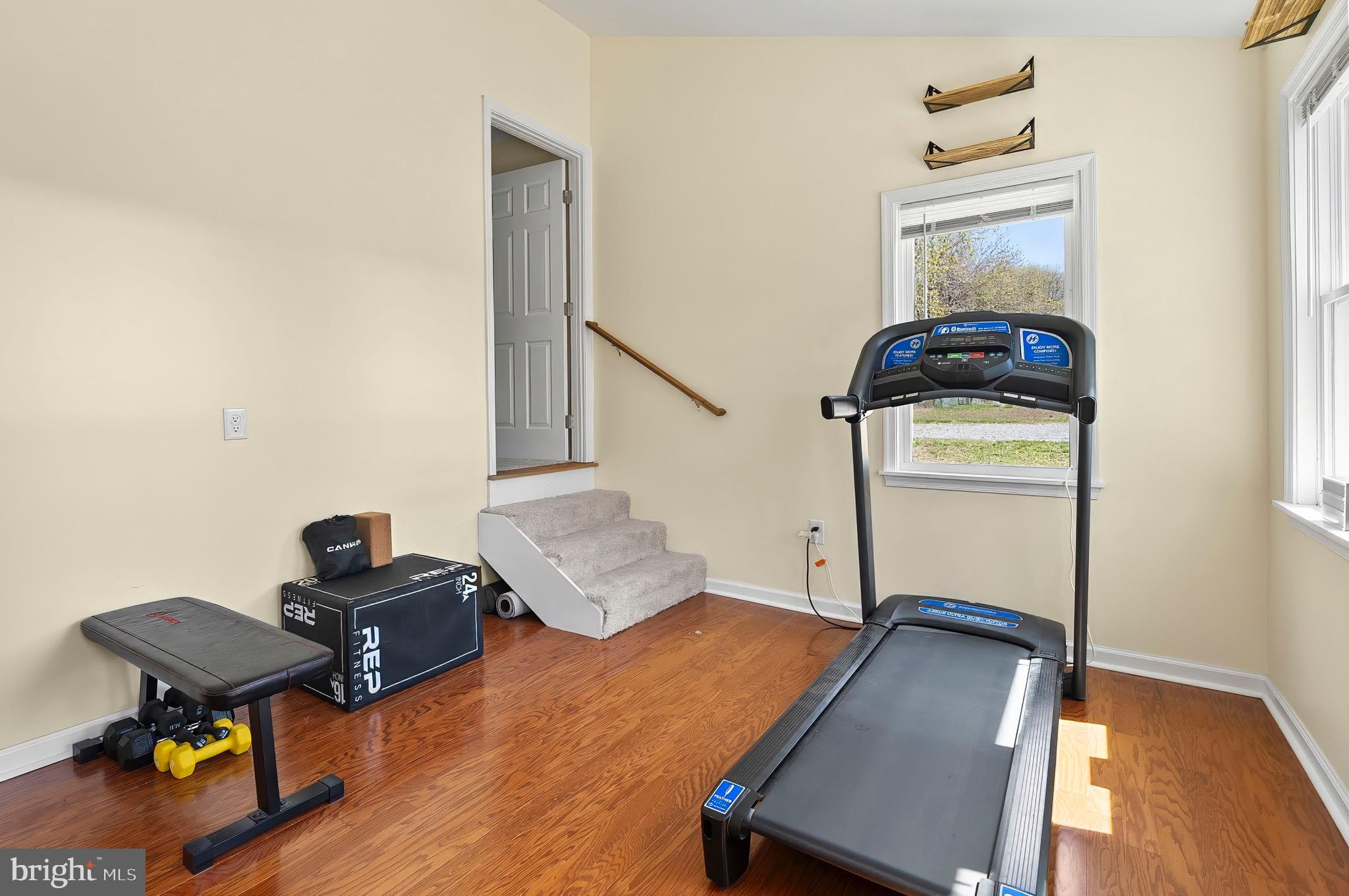 PERRYVILLE - Residential