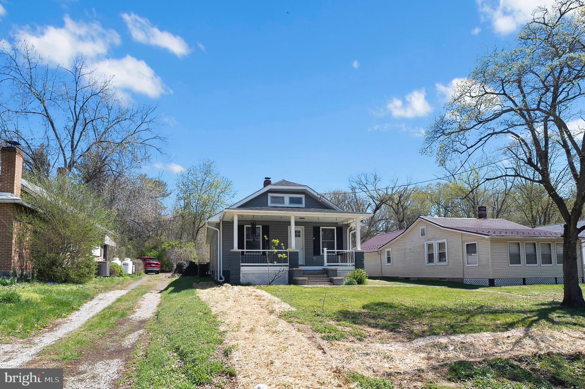 PERRYVILLE - Residential