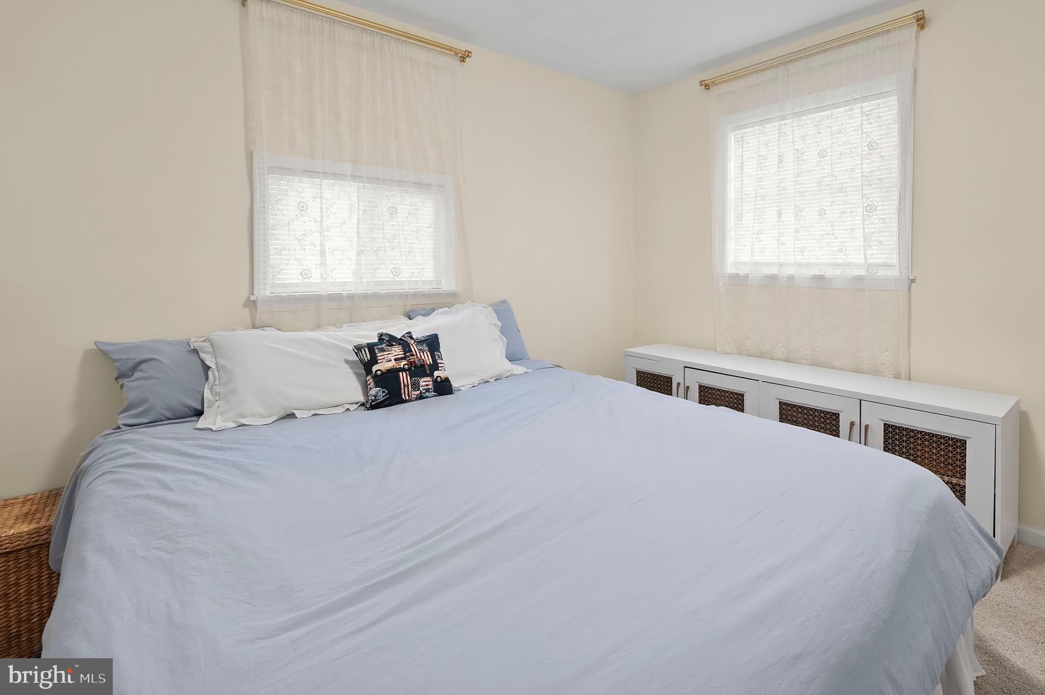 PERRYVILLE - Residential