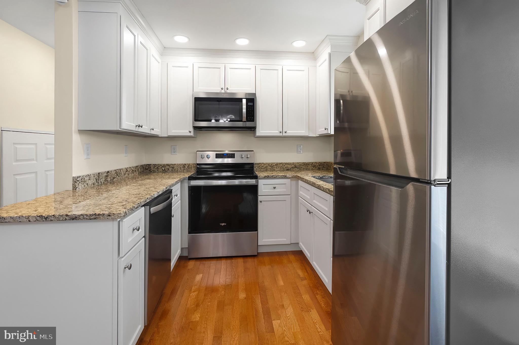 PERRYVILLE - Residential