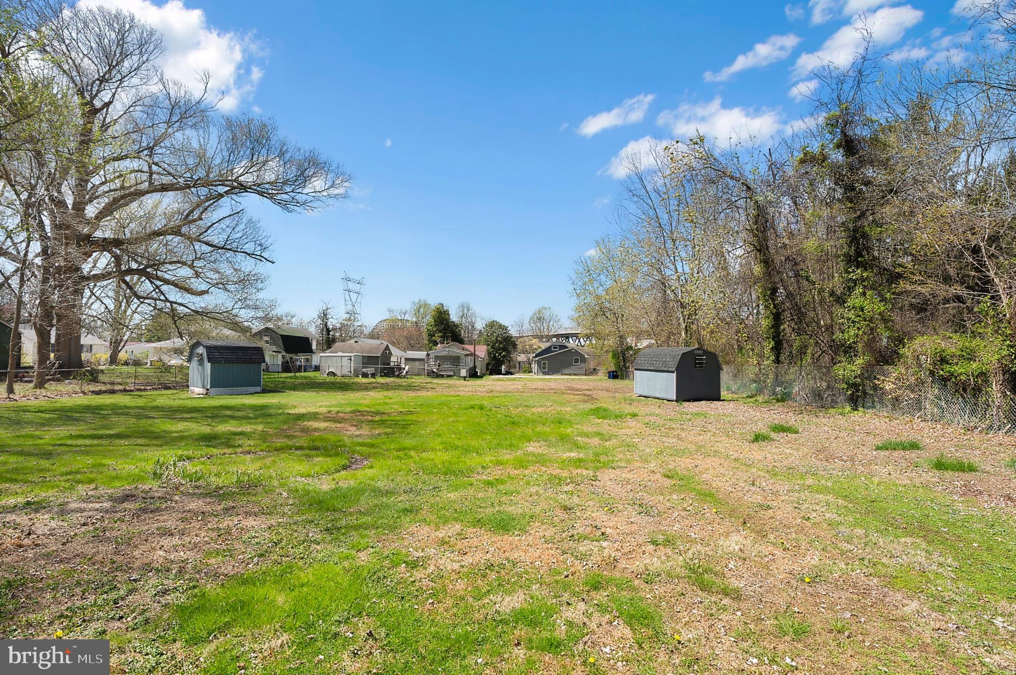 PERRYVILLE - Residential