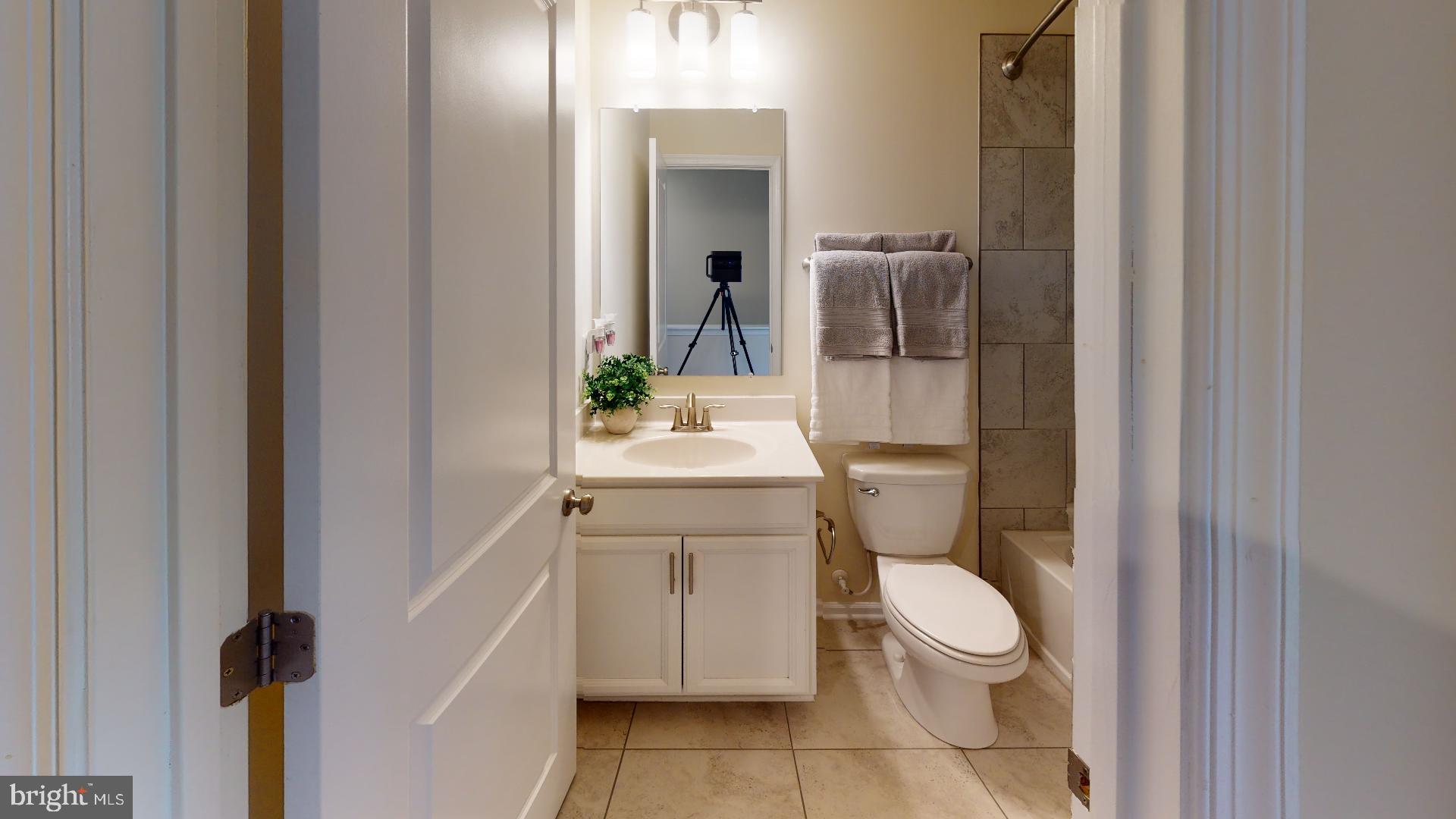 CREEKSTONE VILLAGE - Residential