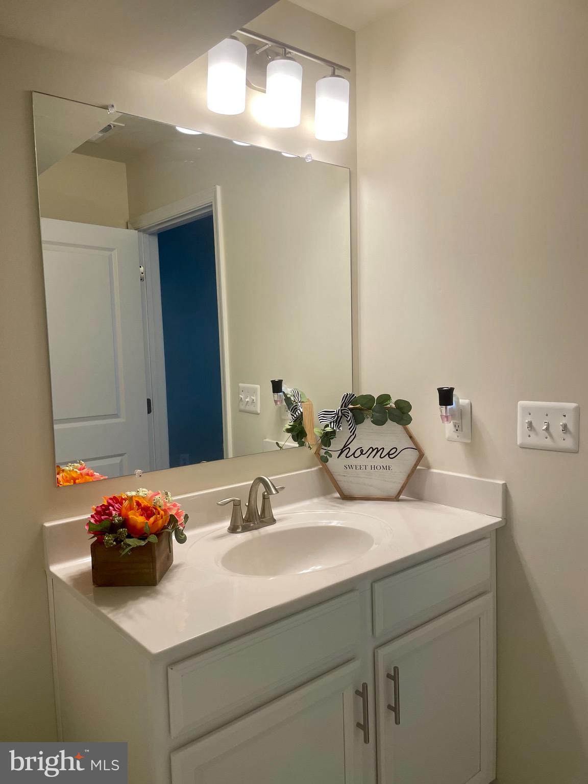 CREEKSTONE VILLAGE - Residential