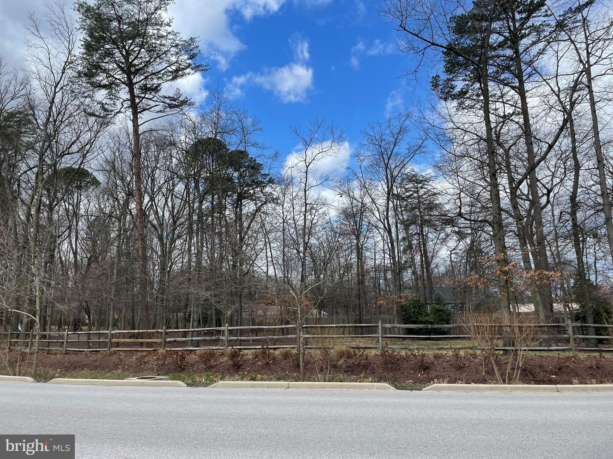 CREEKSTONE VILLAGE - Residential