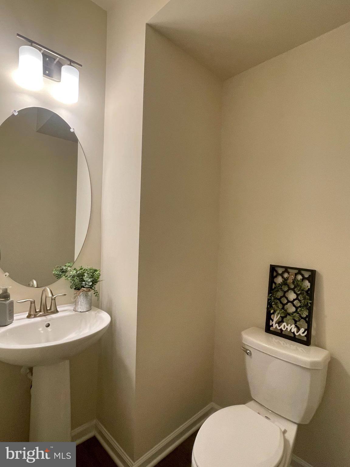 CREEKSTONE VILLAGE - Residential