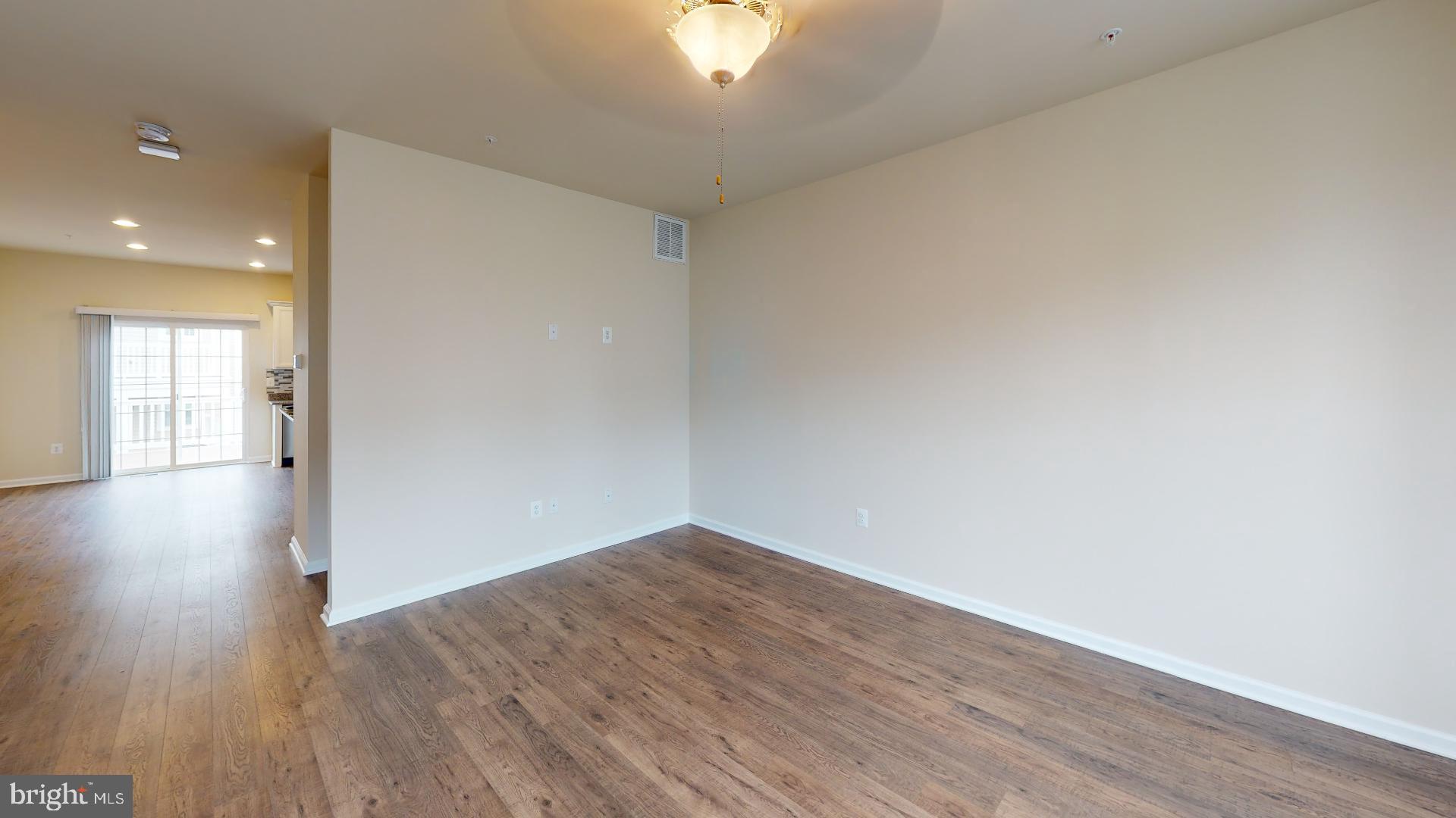 CREEKSTONE VILLAGE - Residential