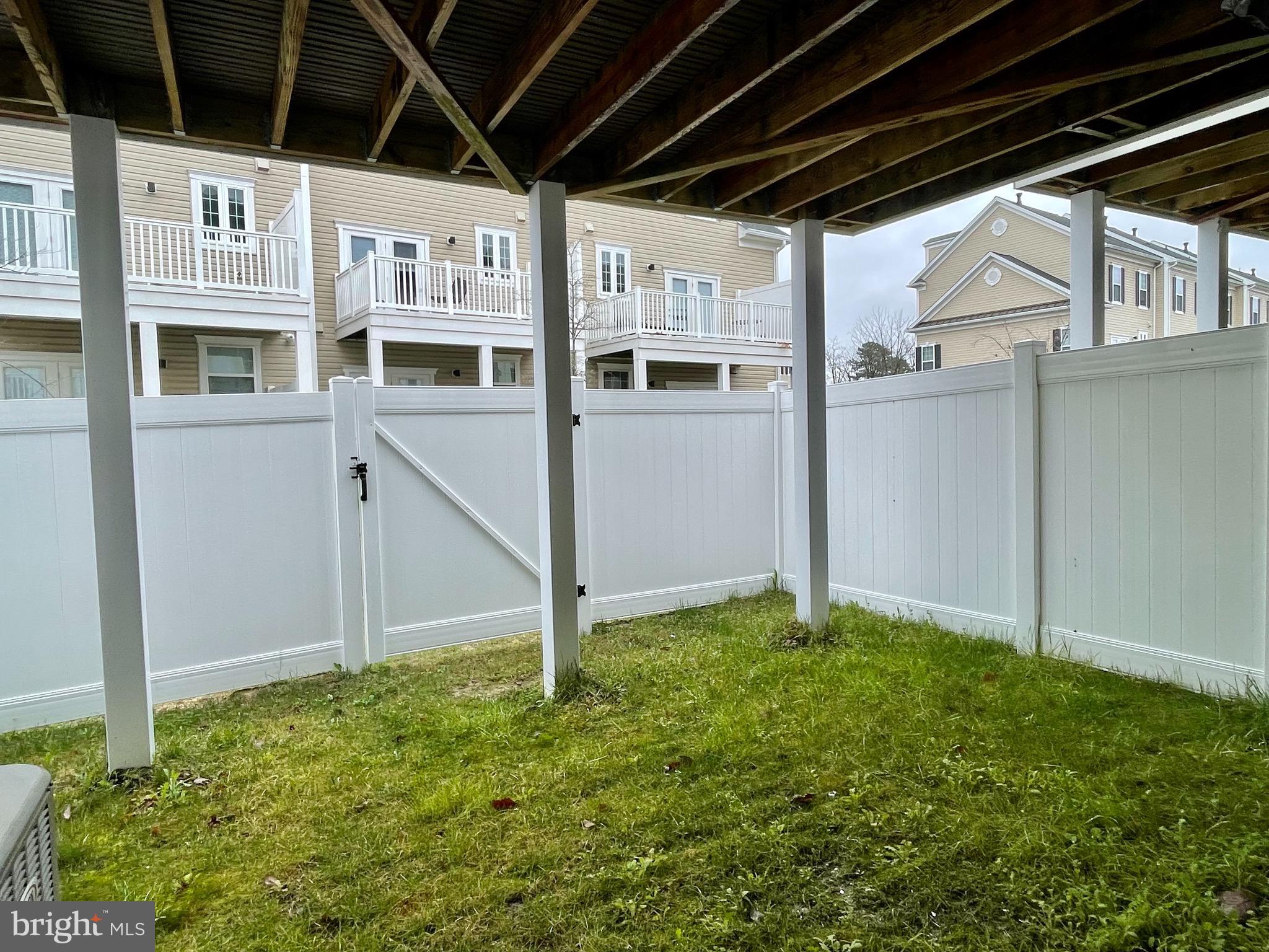 CREEKSTONE VILLAGE - Residential