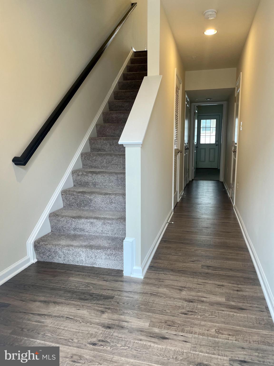 CREEKSTONE VILLAGE - Residential