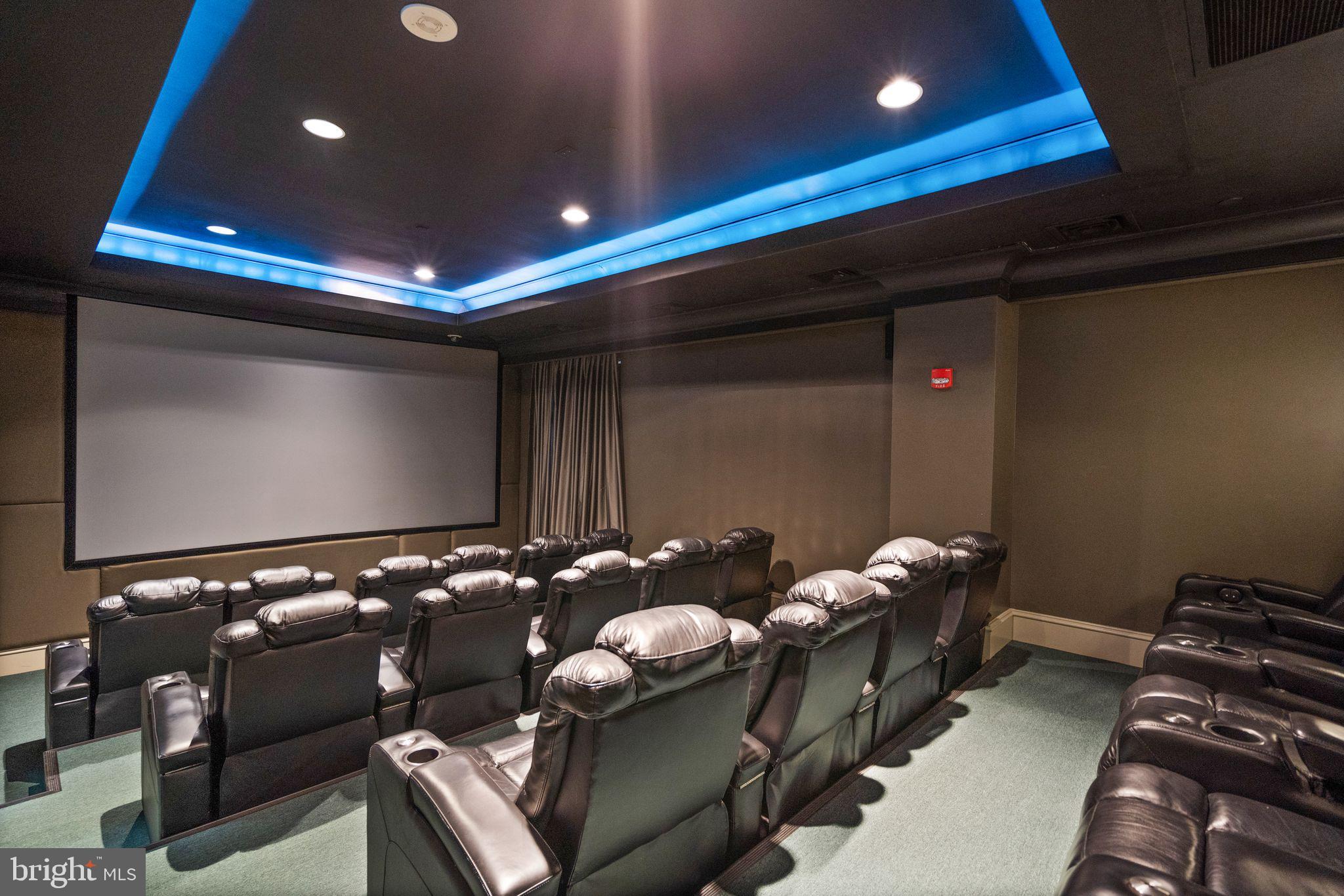 CONTINENTAL - Residential Lease