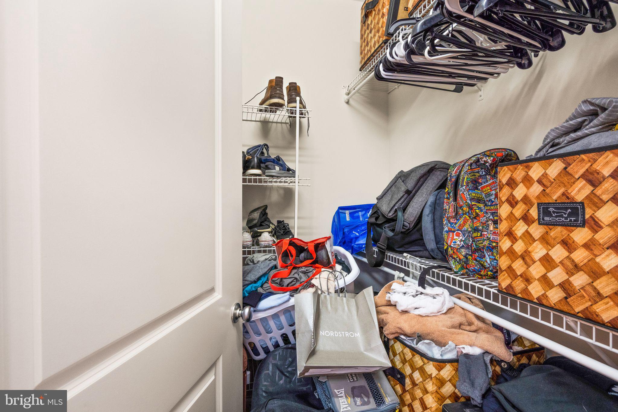 CONTINENTAL - Residential Lease