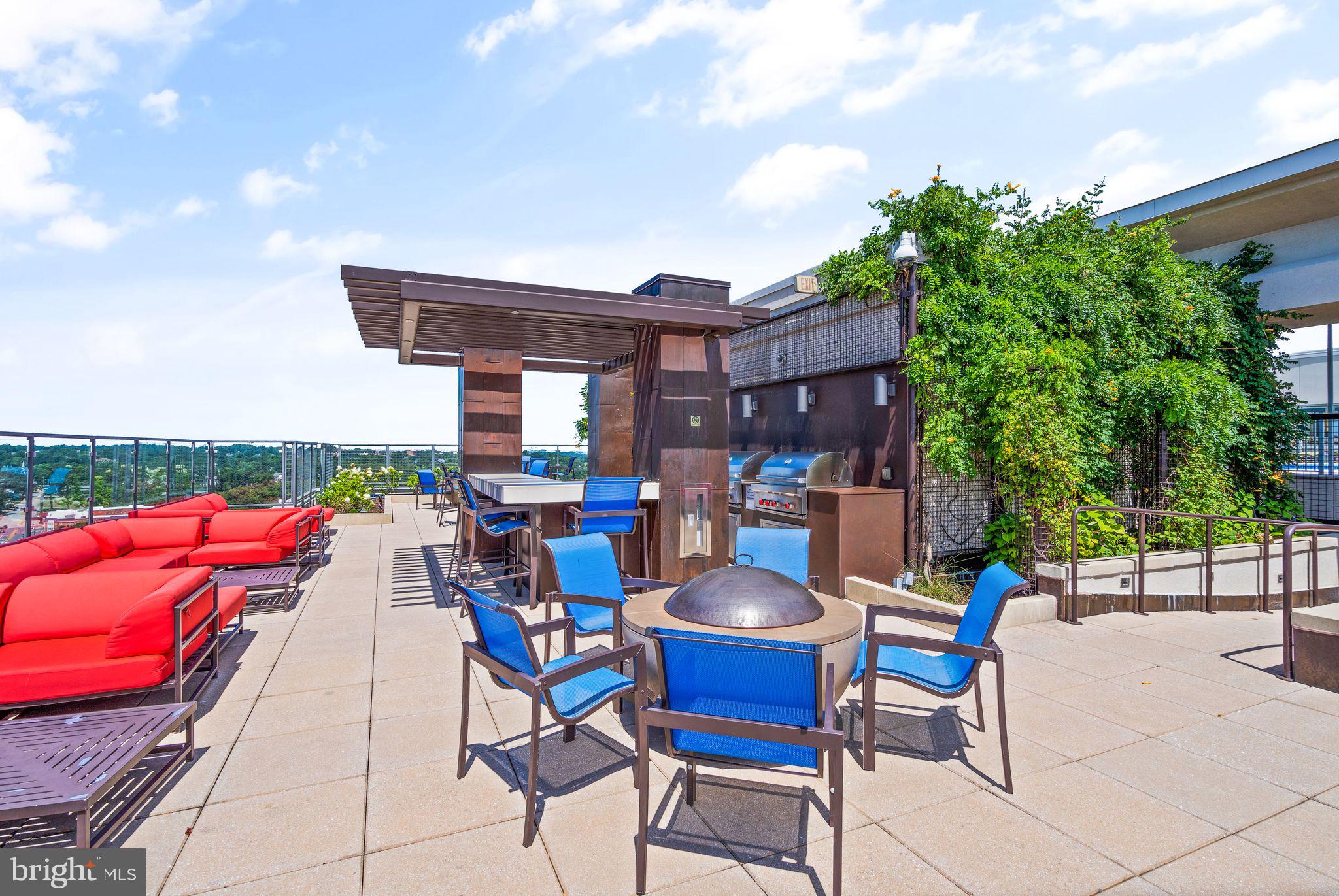 CONTINENTAL - Residential Lease