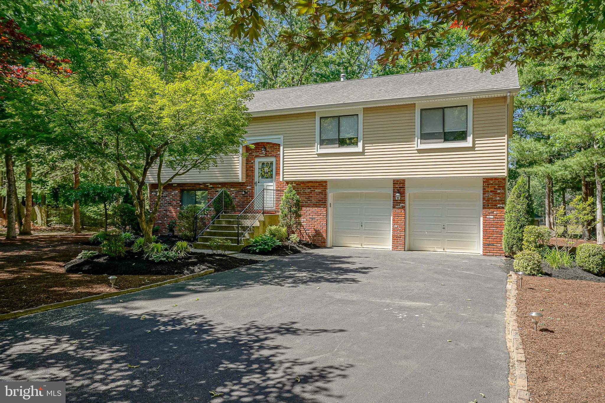 Photo 1 of 36 — 26 WASHBURNE AVENUE, BERLIN, NJ 08009
