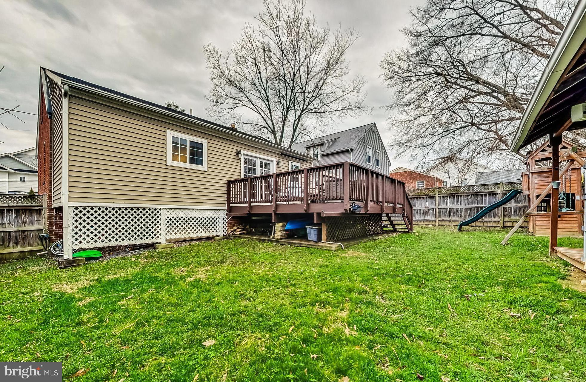 LEE HEIGHTS - Residential