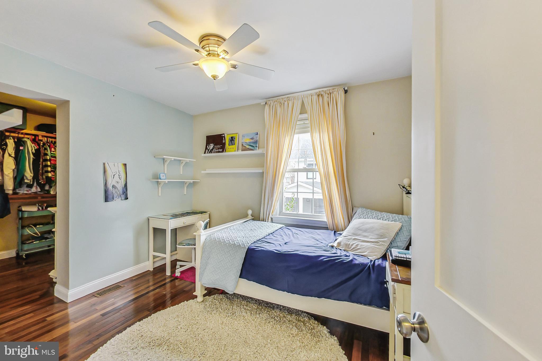 LEE HEIGHTS - Residential