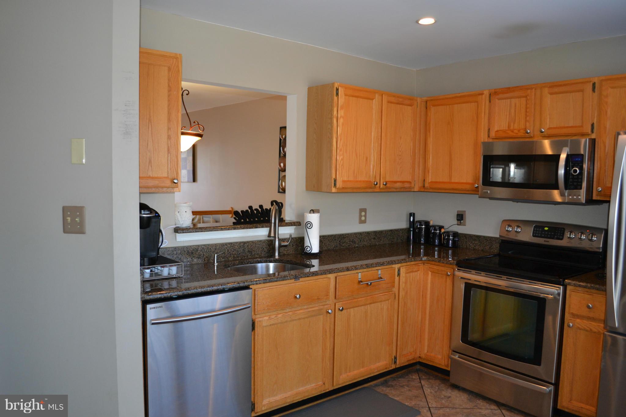 SEVEN OAKS - Residential