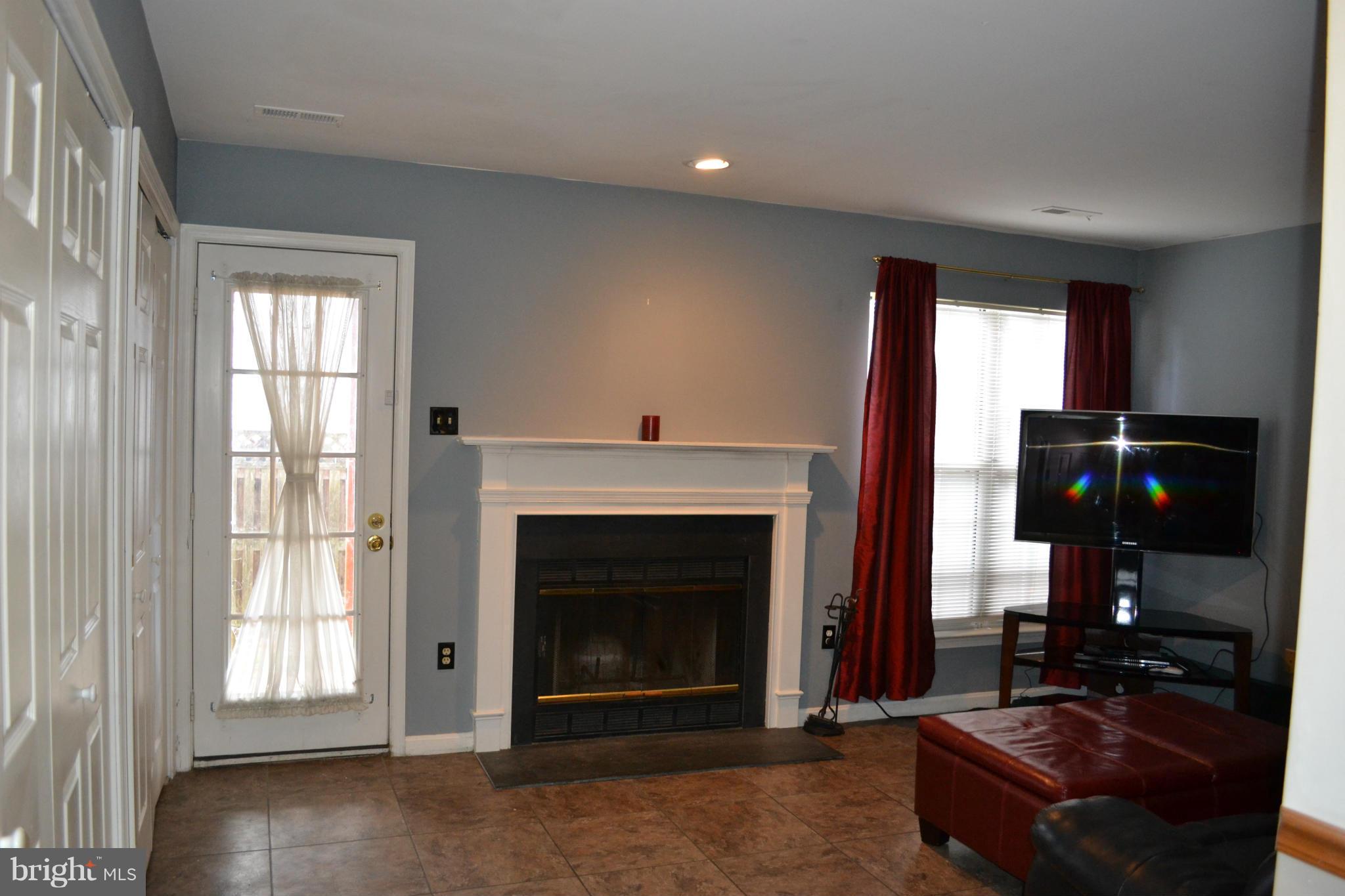 SEVEN OAKS - Residential