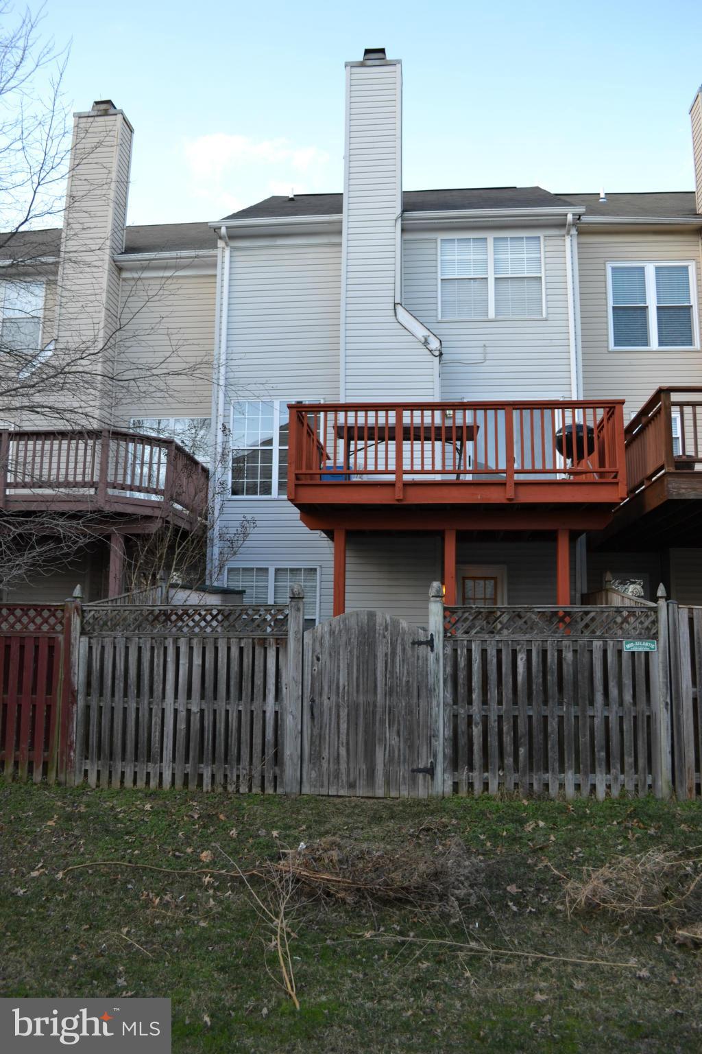 SEVEN OAKS - Residential