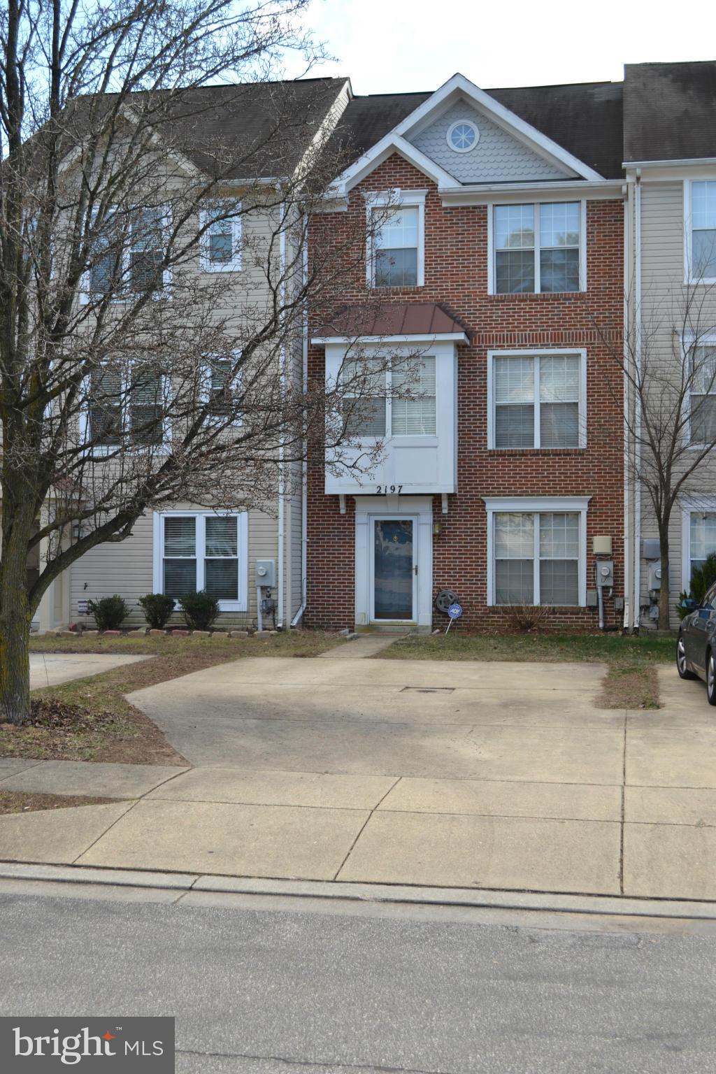 SEVEN OAKS - Residential