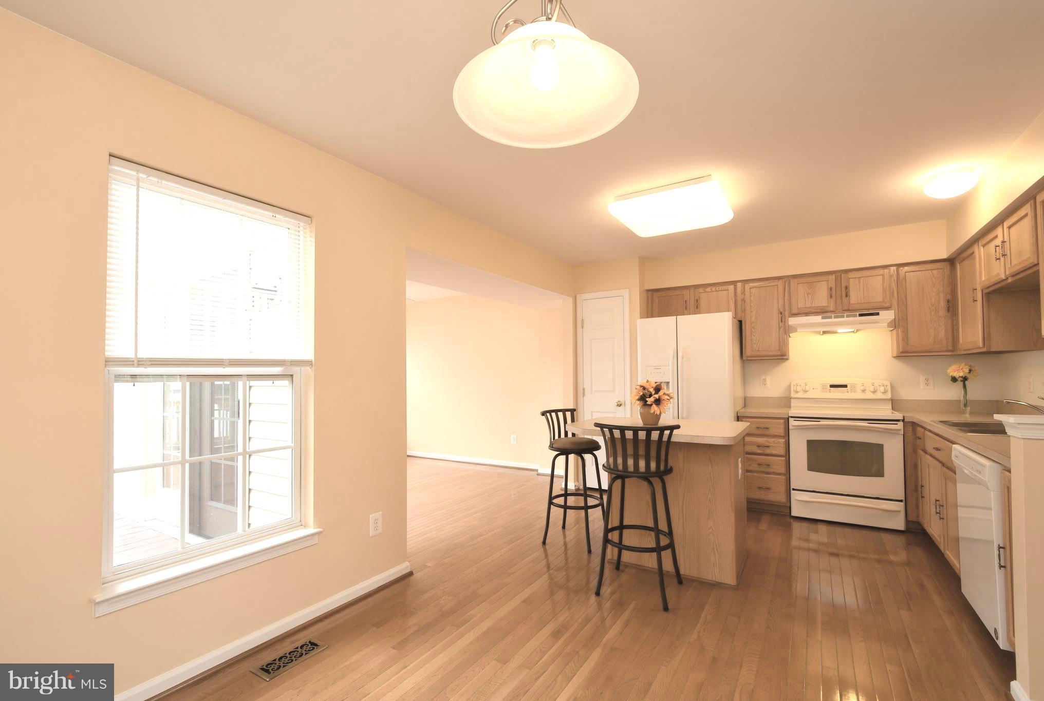 LAKELAND PLACE - Residential