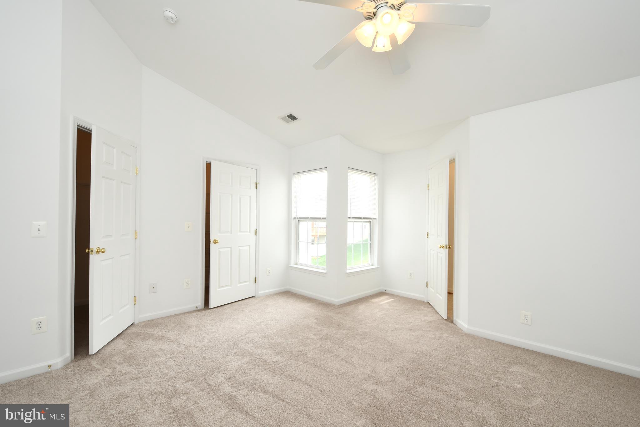 LAKELAND PLACE - Residential