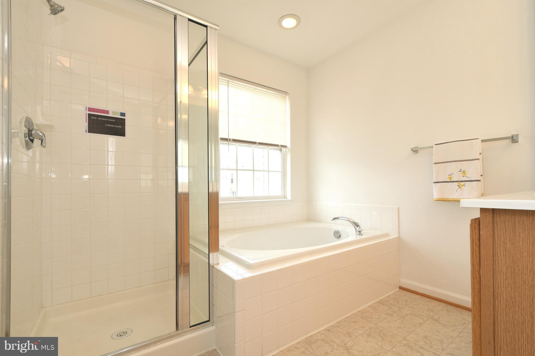 LAKELAND PLACE - Residential