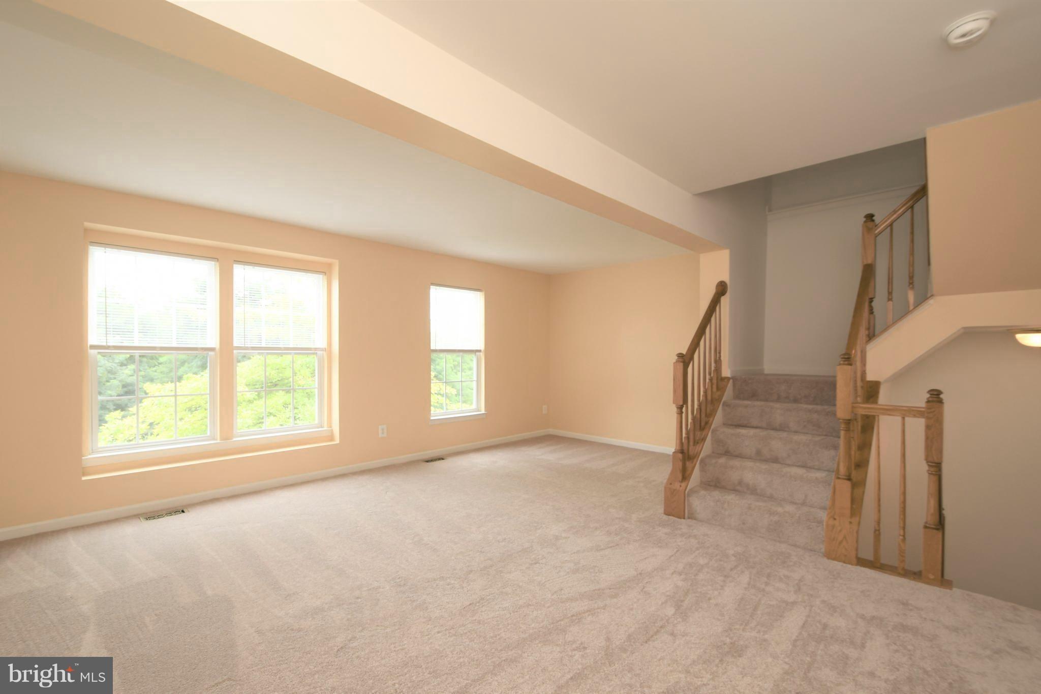 LAKELAND PLACE - Residential