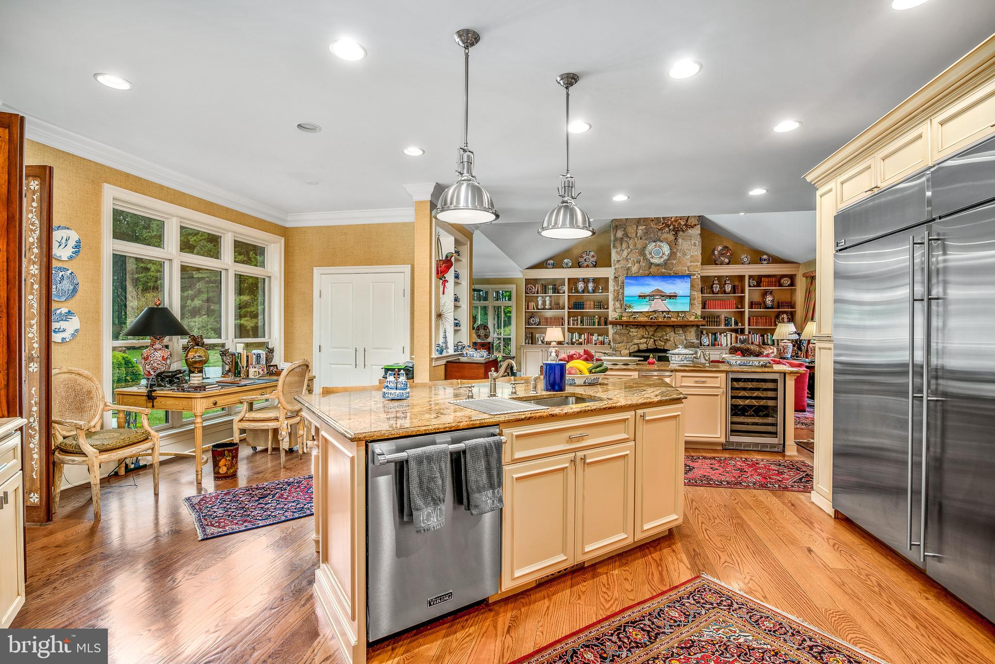 EASTON - Residential