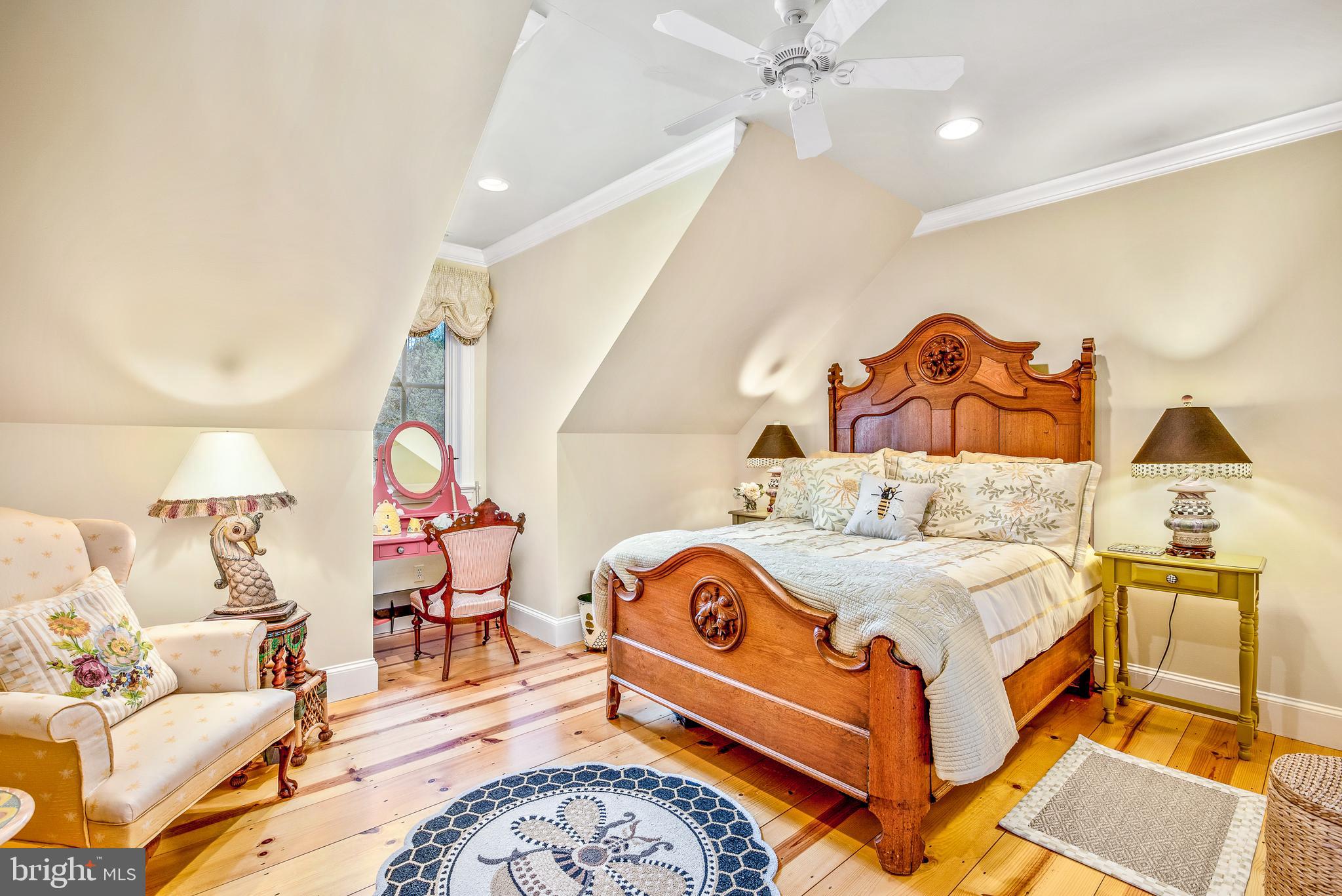 EASTON - Residential