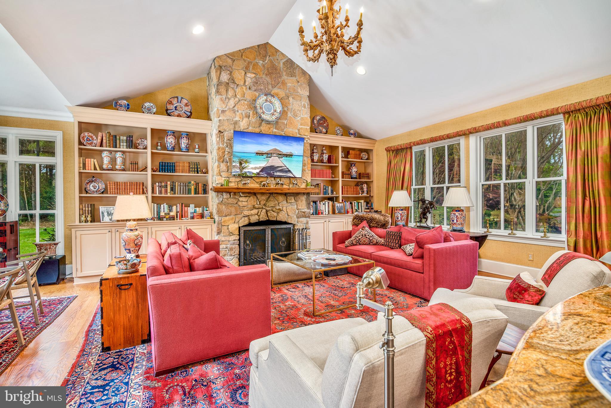 EASTON - Residential