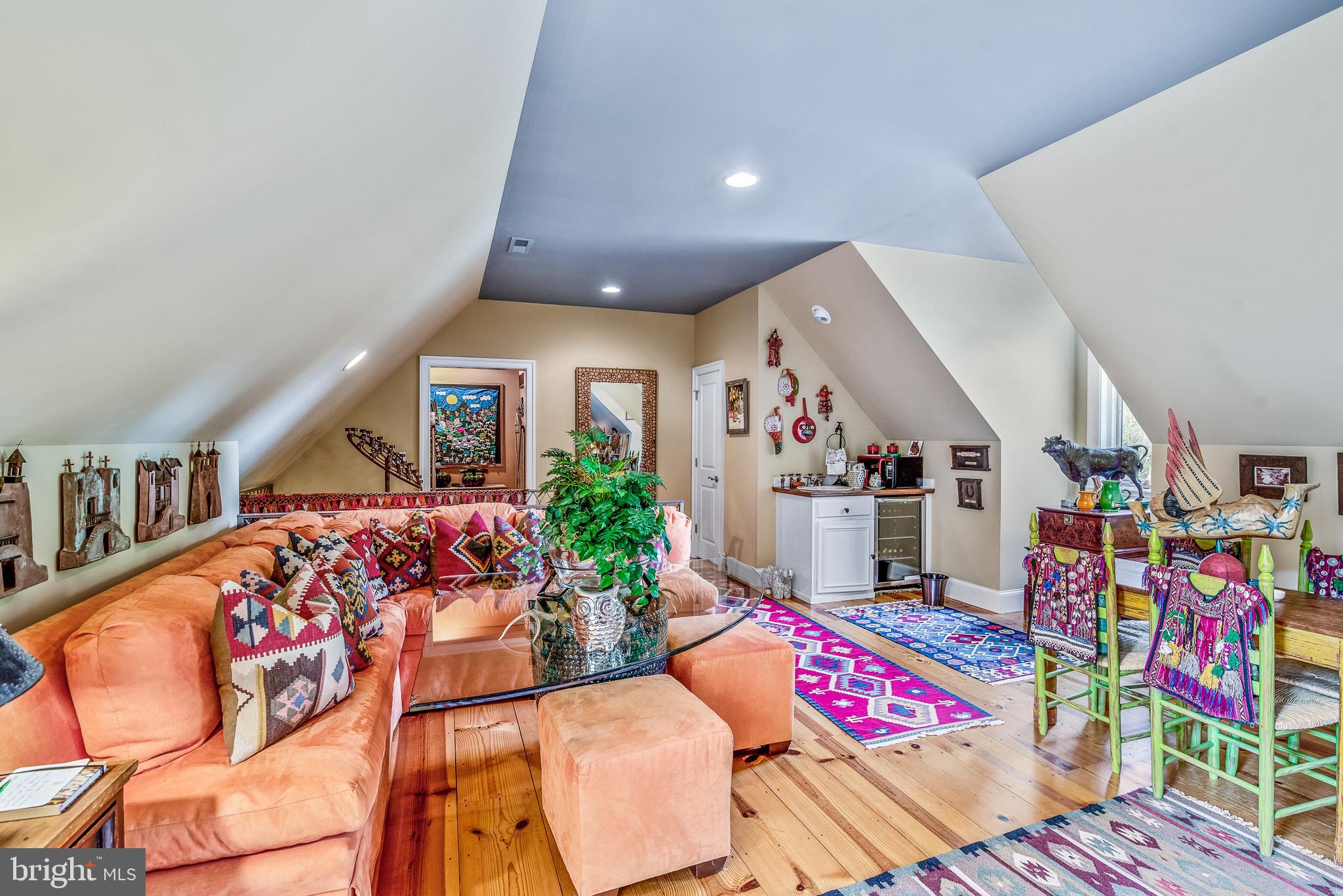 EASTON - Residential