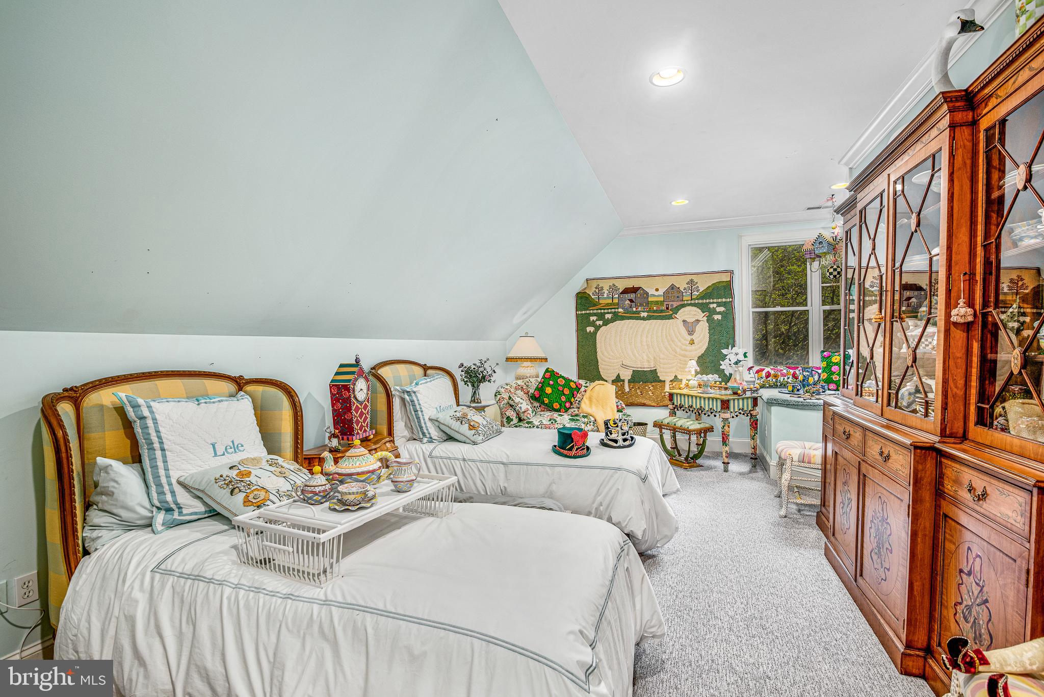 EASTON - Residential