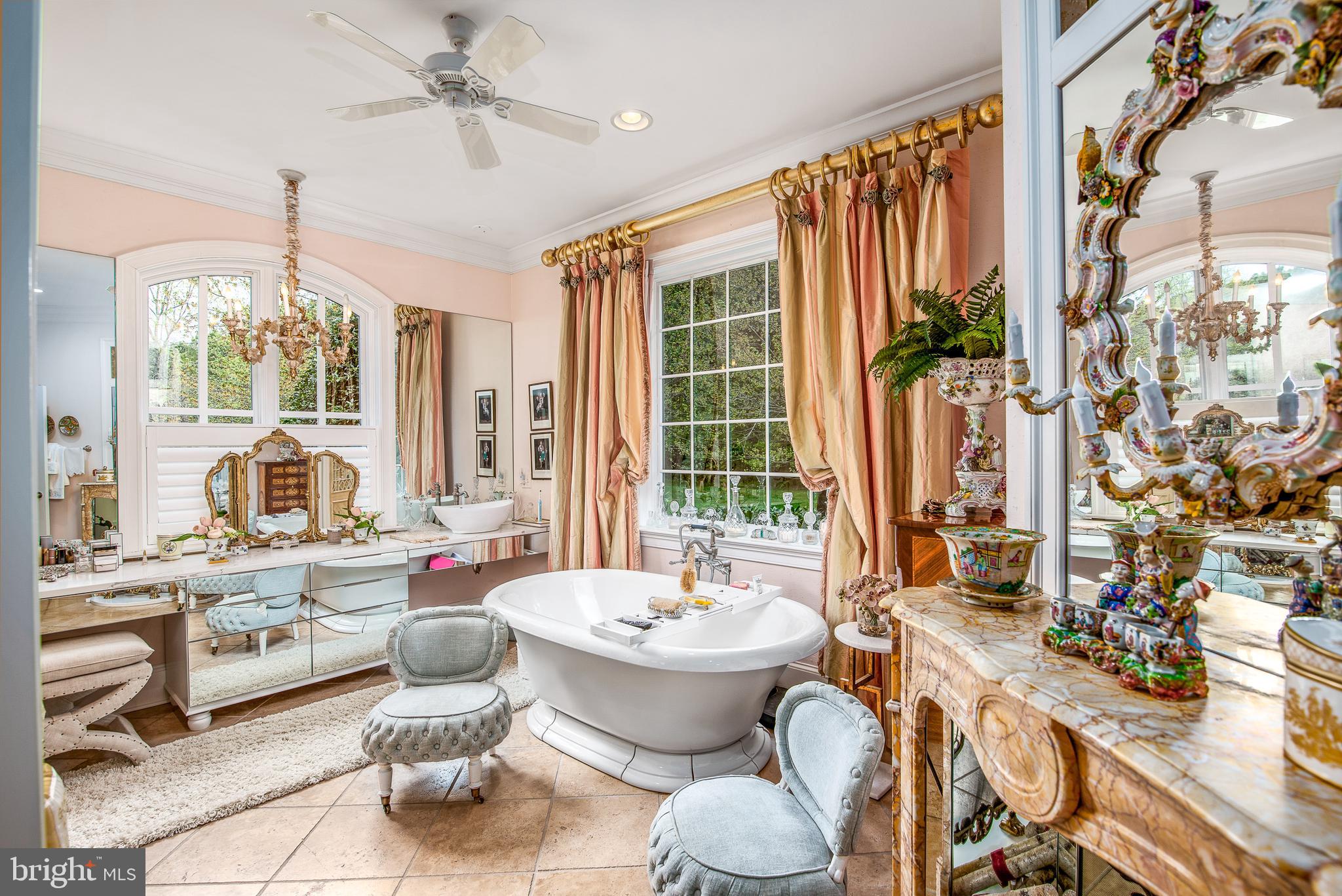 EASTON - Residential