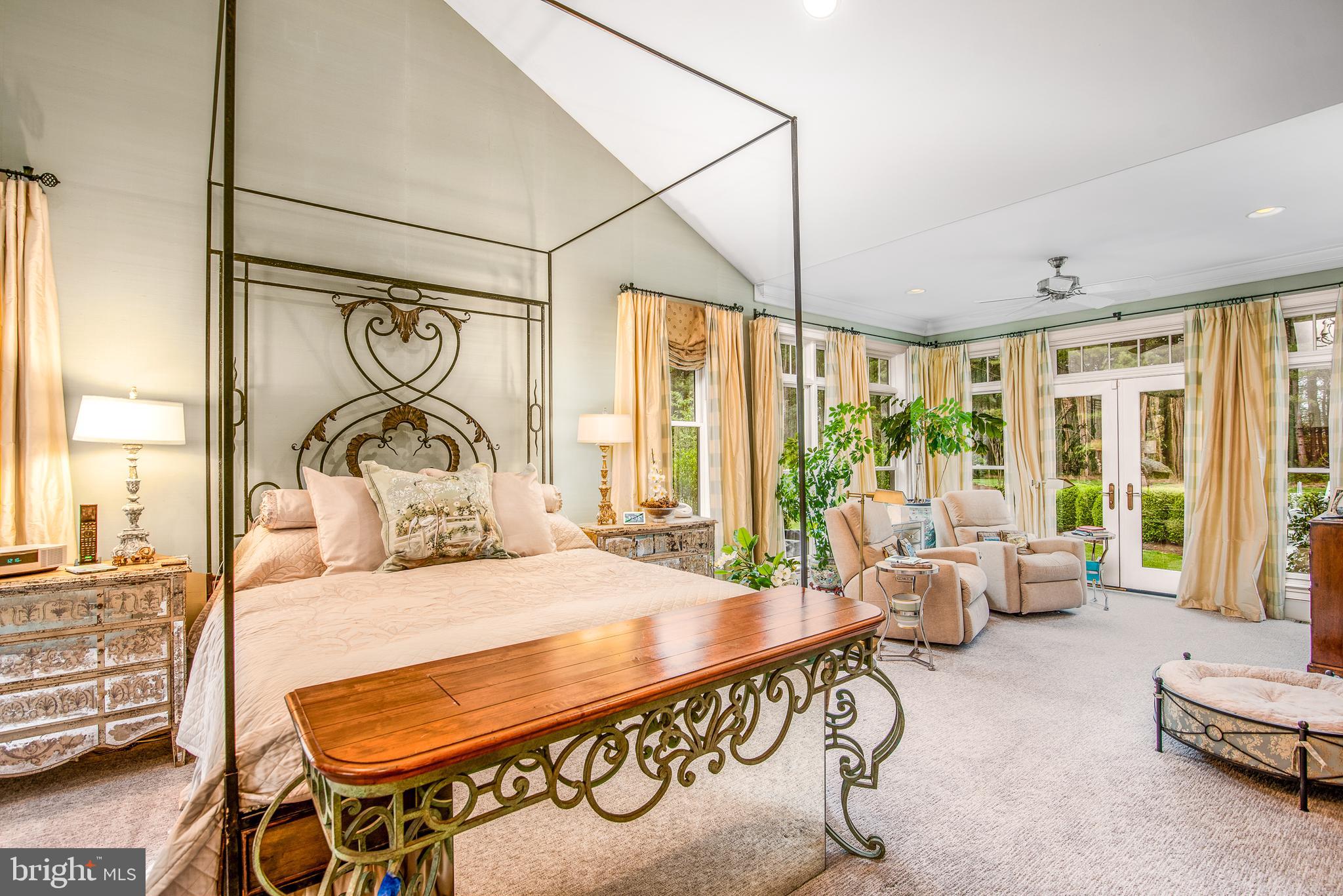 EASTON - Residential