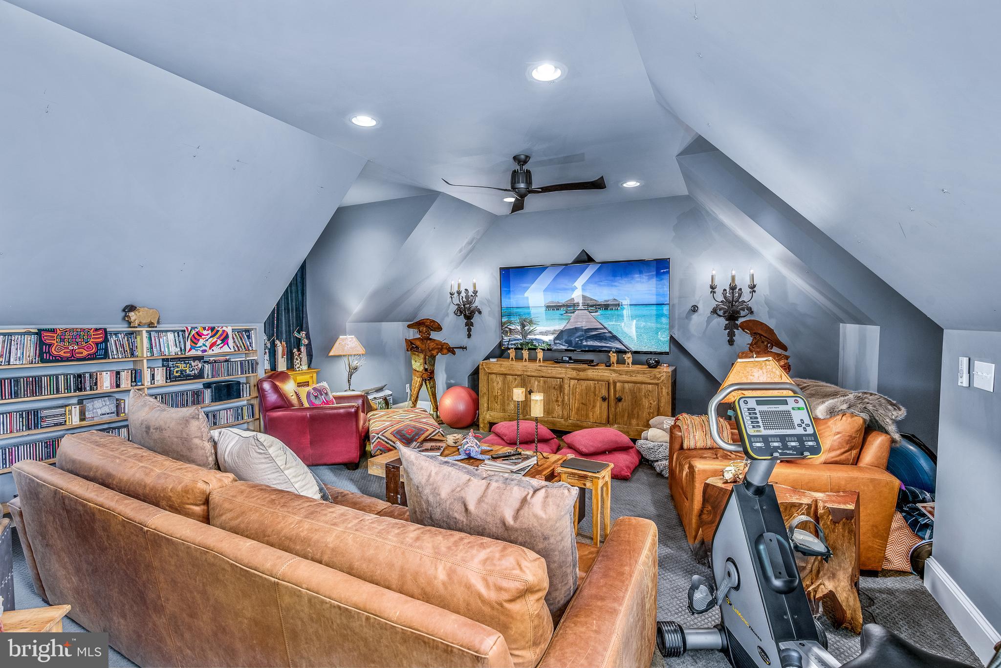 EASTON - Residential