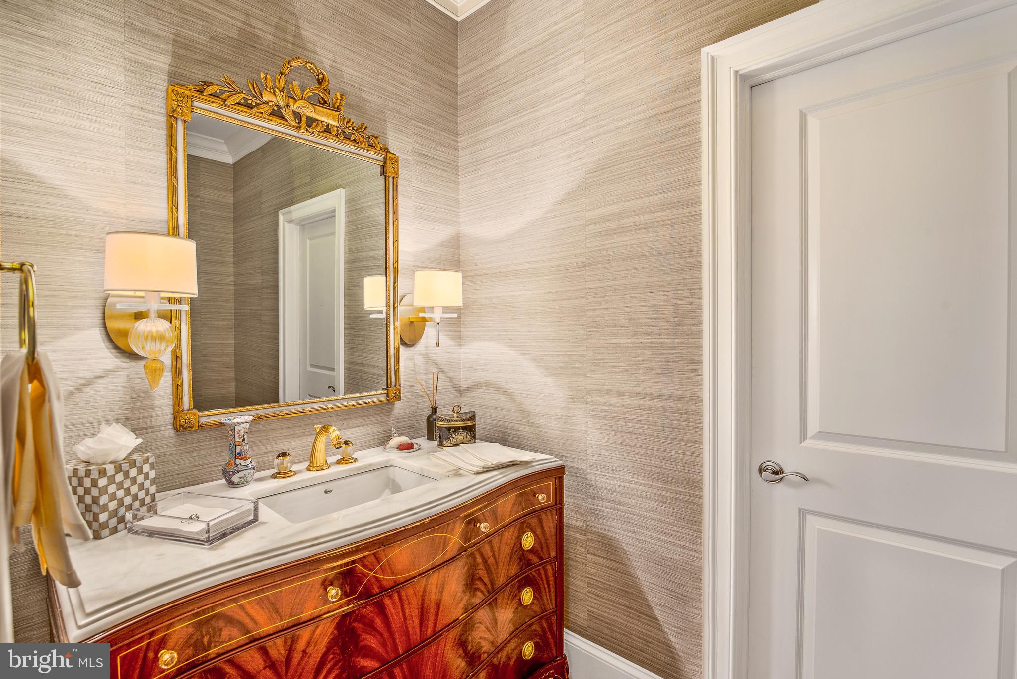 EASTON - Residential