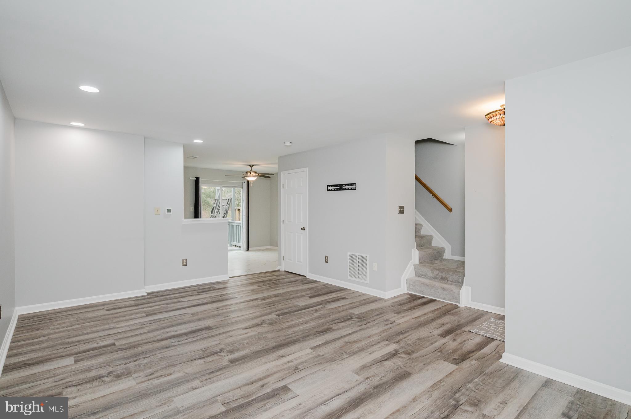 CRISFIELD CROSSING - Residential