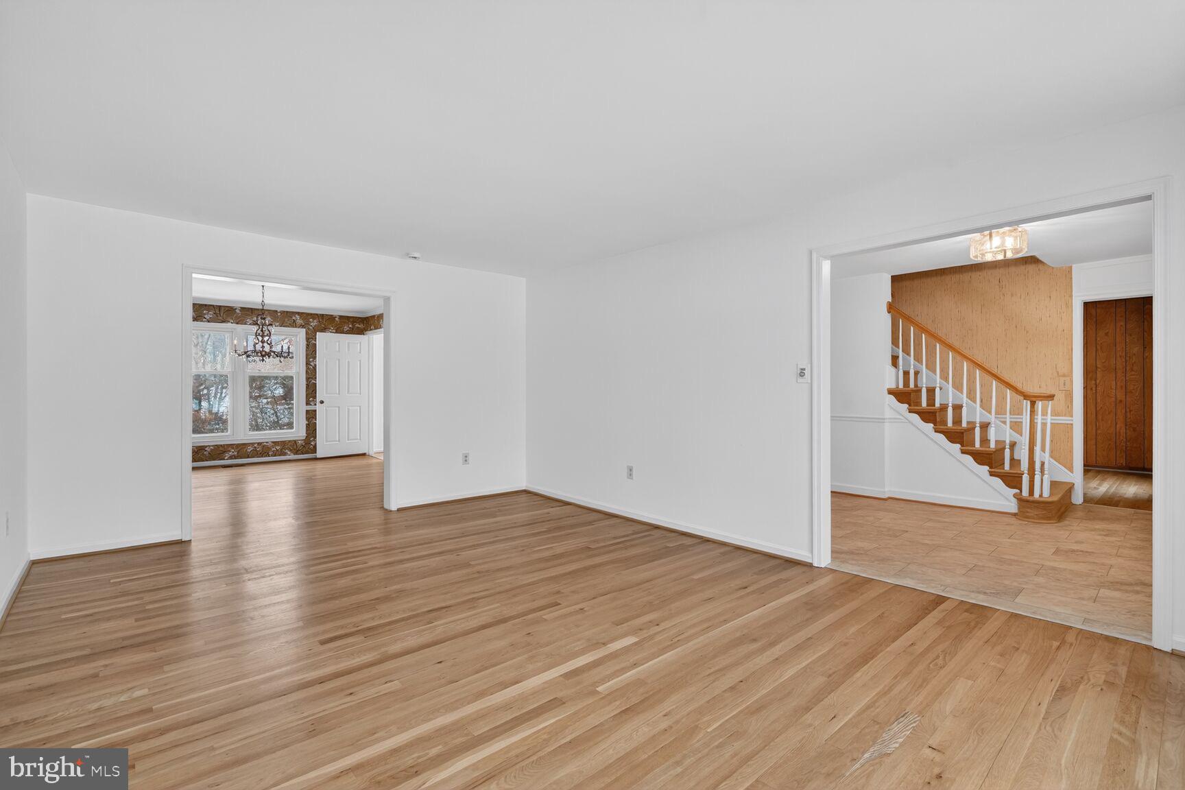 STONEGATE - Residential