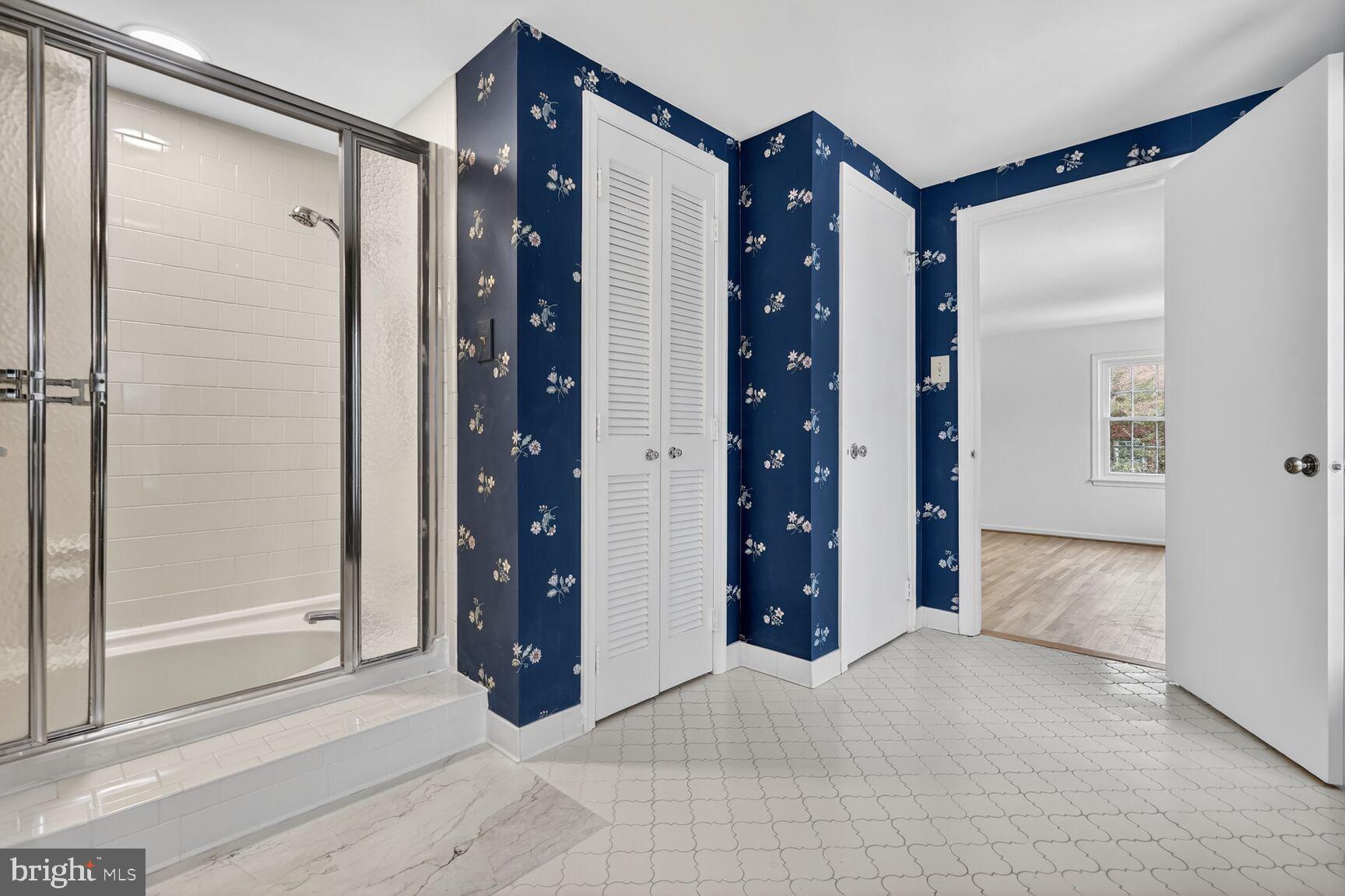 STONEGATE - Residential