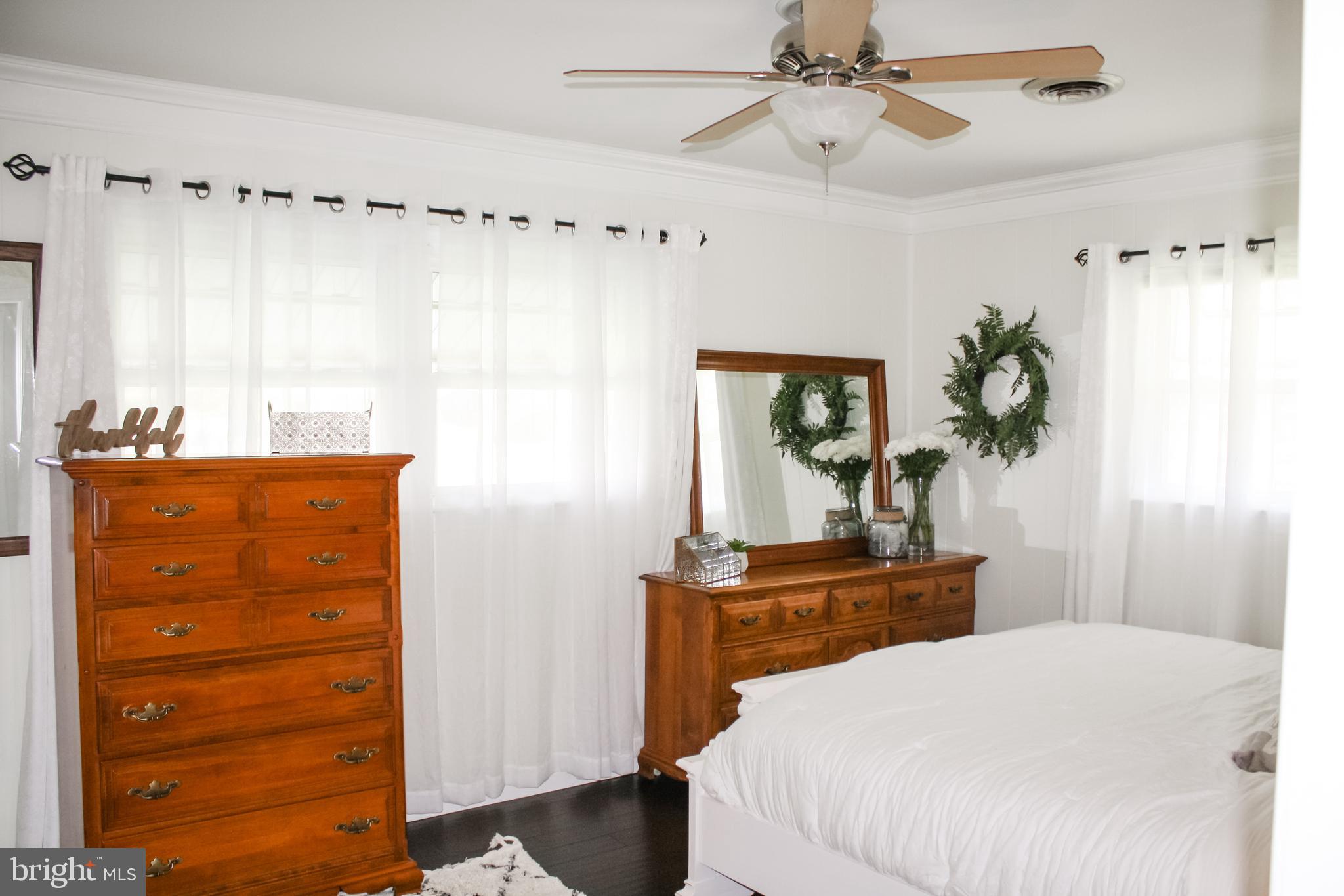 E L DAVIS - Residential