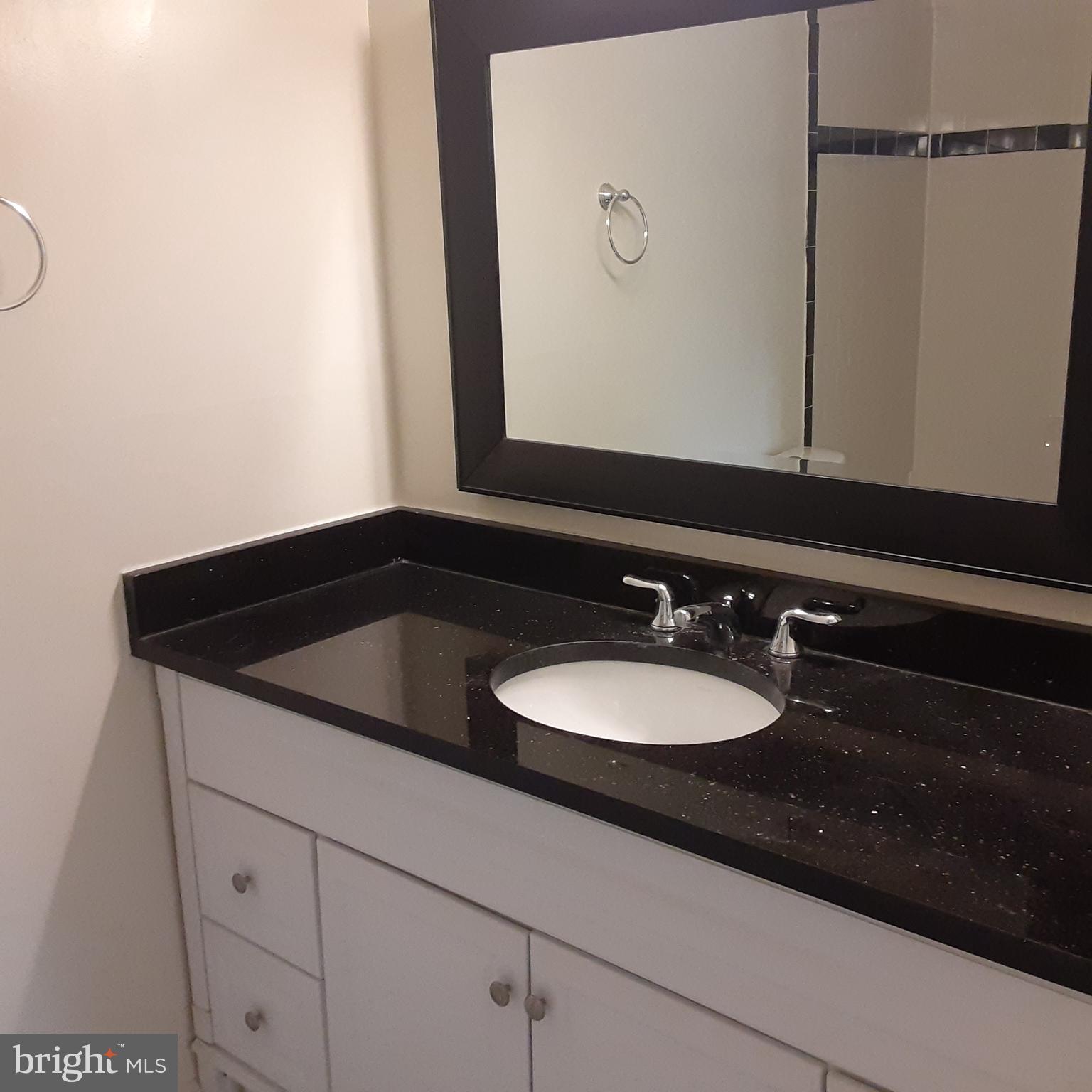 FOUR SEASONS - Residential Lease