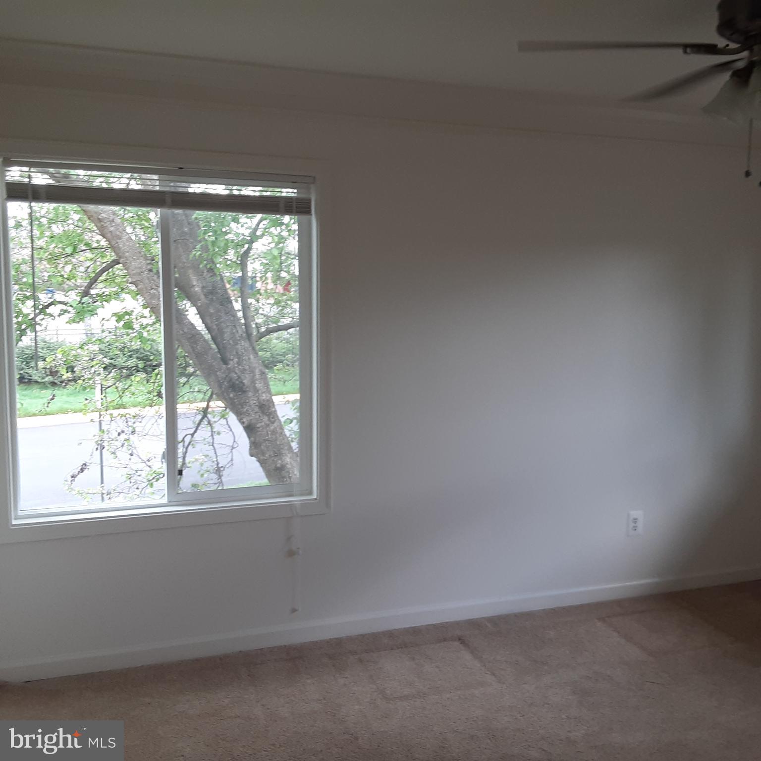 FOUR SEASONS - Residential Lease