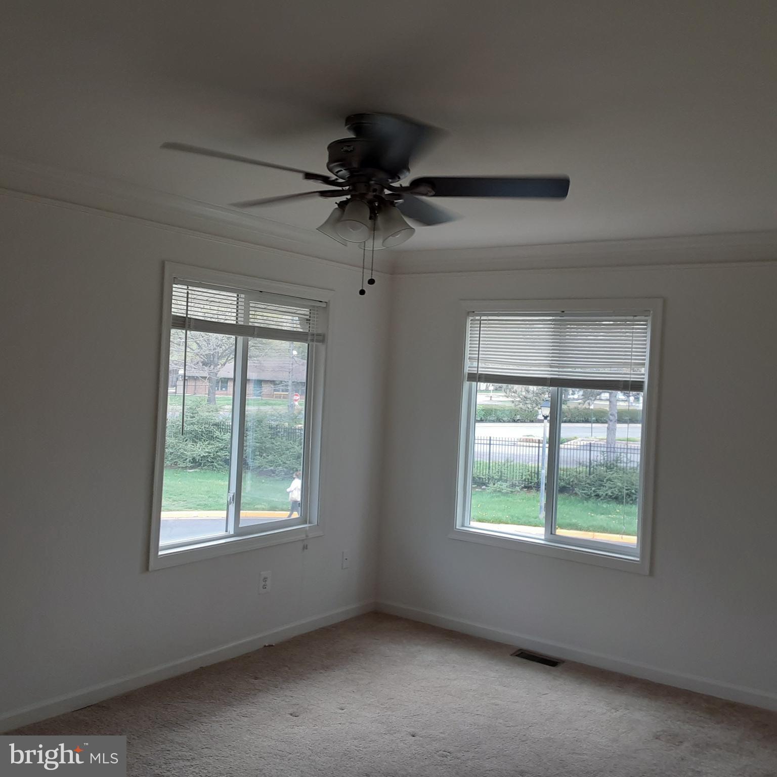 FOUR SEASONS - Residential Lease