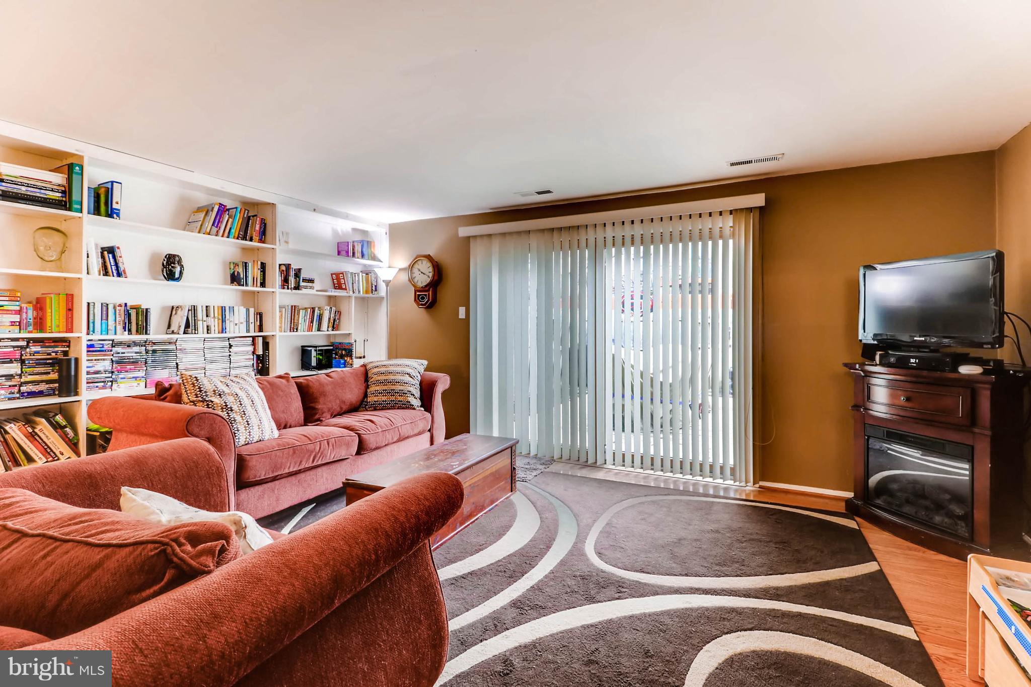 VILLAGE OF OWEN BROWN - Residential