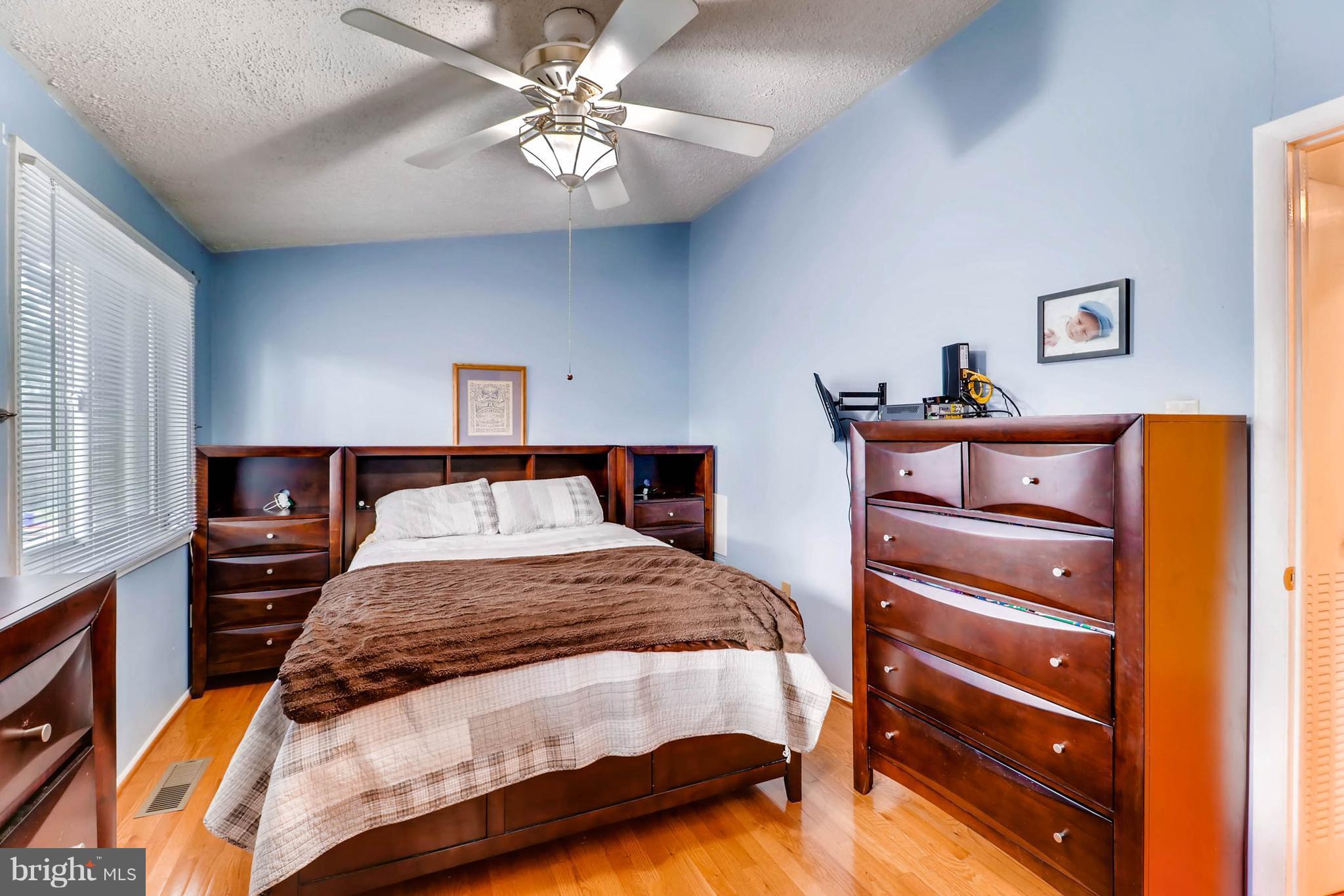 VILLAGE OF OWEN BROWN - Residential